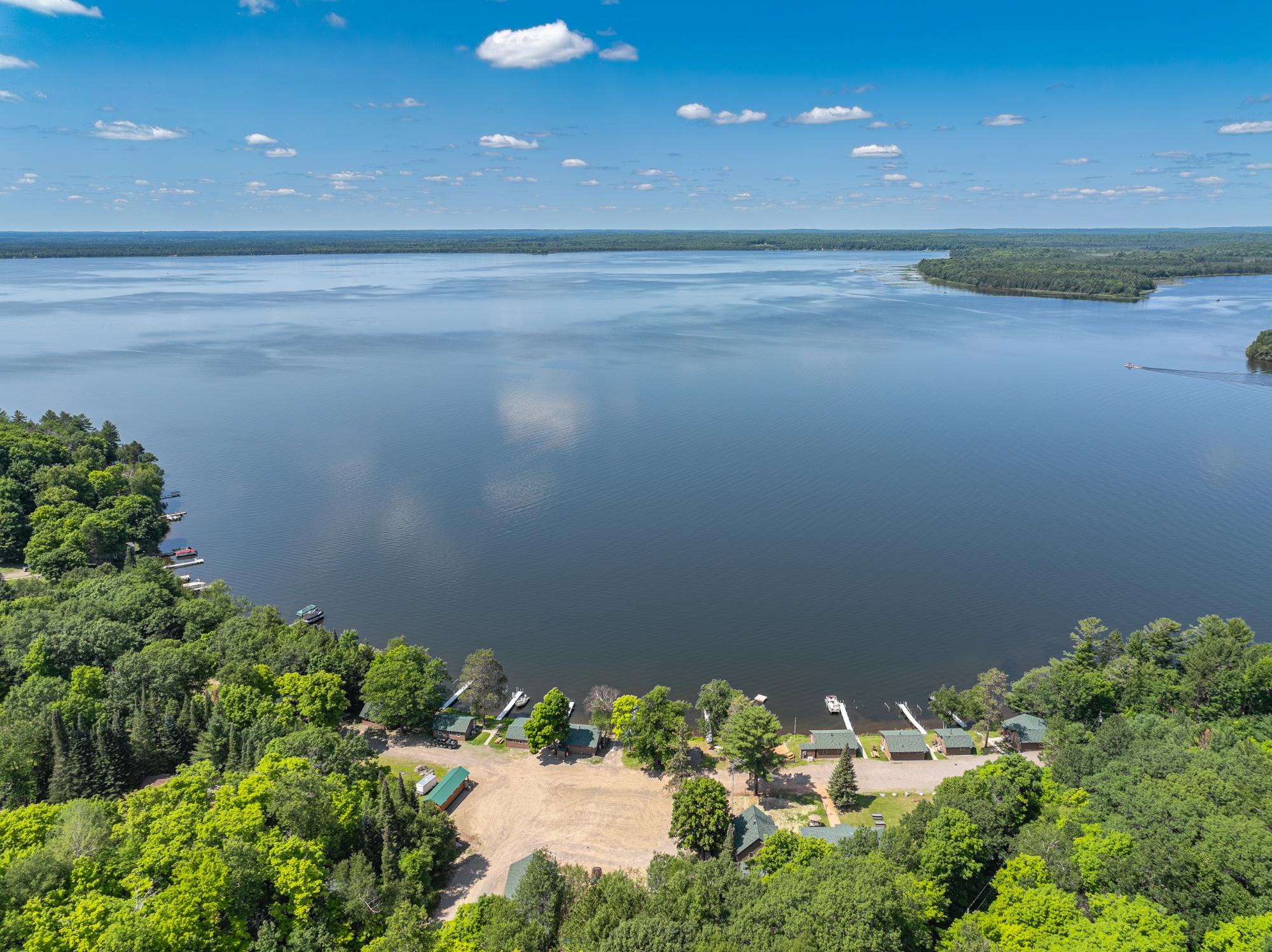 Phelps Hillside Resort LLC, 5724 Hillside Resort Trl, Phelps, WI 54554
