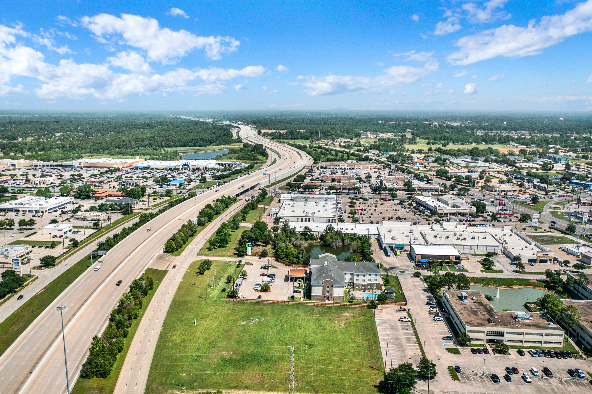 Medical Complex Drive, Tomball, TX 77375