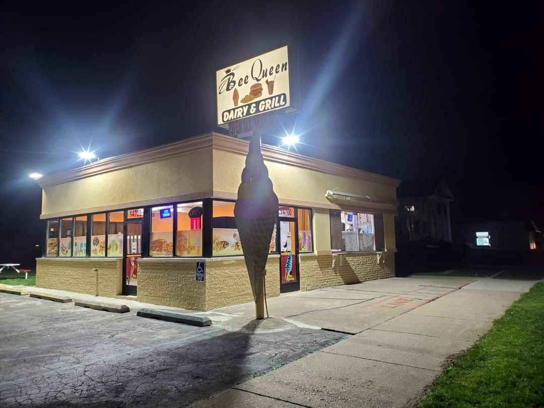 RETAIL RESTAURANT , 14700 East 9 Mile Road, Eastpointe, MI 48021
