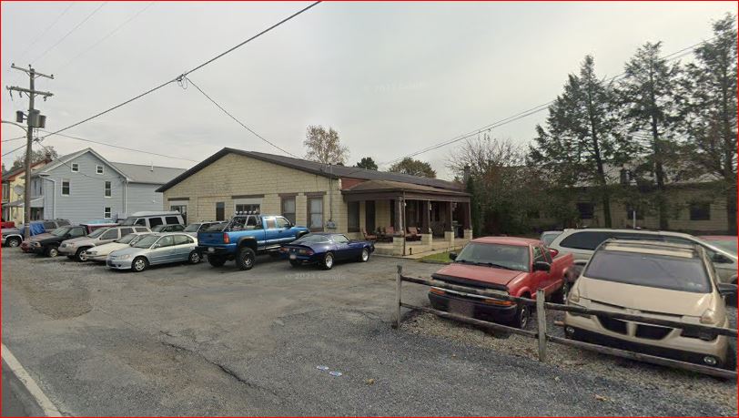 1120 E OLD CUMBERLAND ST - Garage - Apt - FG