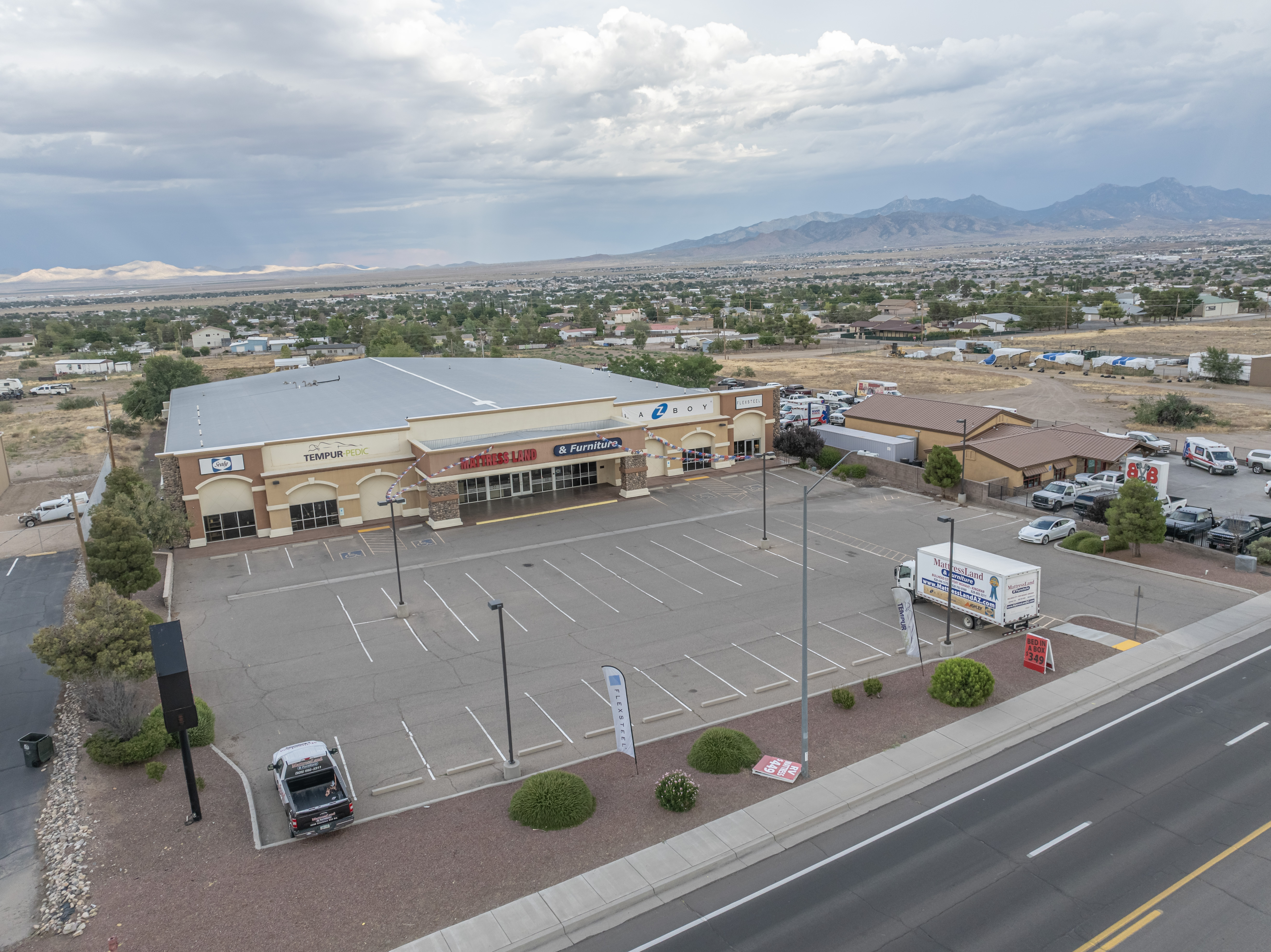 4290 Stockton Hill Rd, 4290 Stockton Hill Road, Kingman, AZ 86409