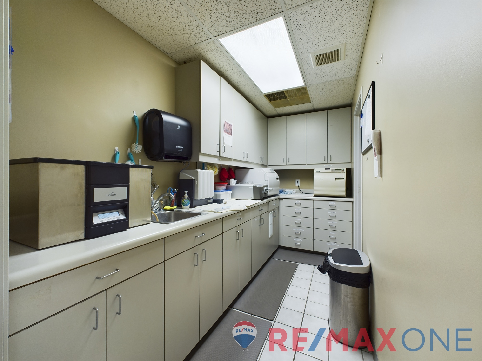 1502 E. Harding Ave, 1502 East Harding Avenue, Garden City, KS 67846
