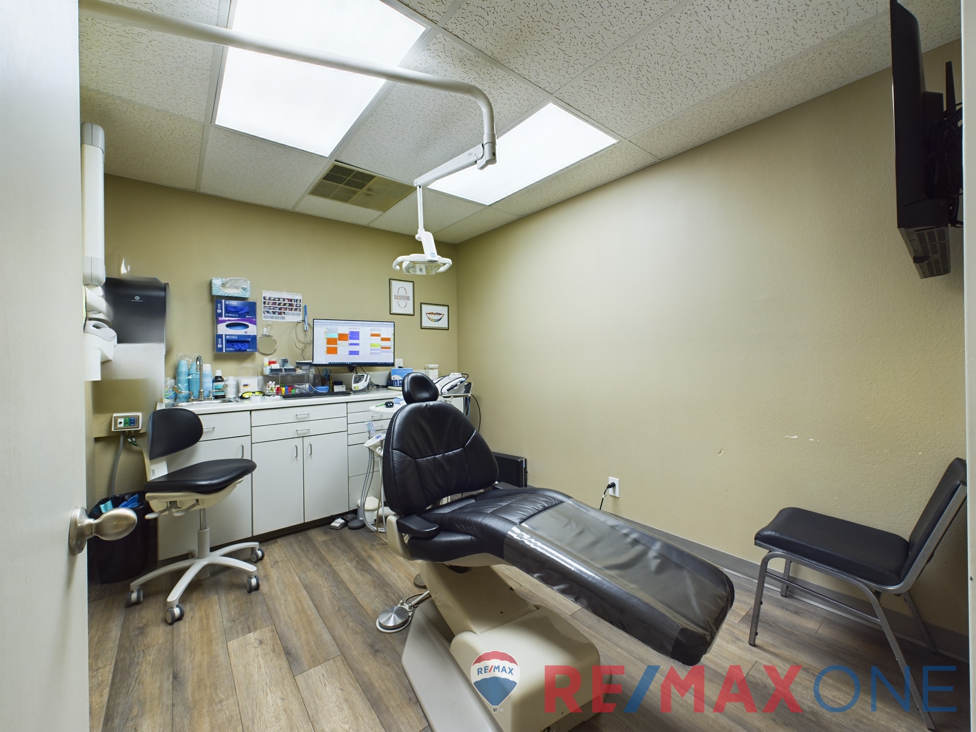 1502 E. Harding Ave, 1502 East Harding Avenue, Garden City, KS 67846
