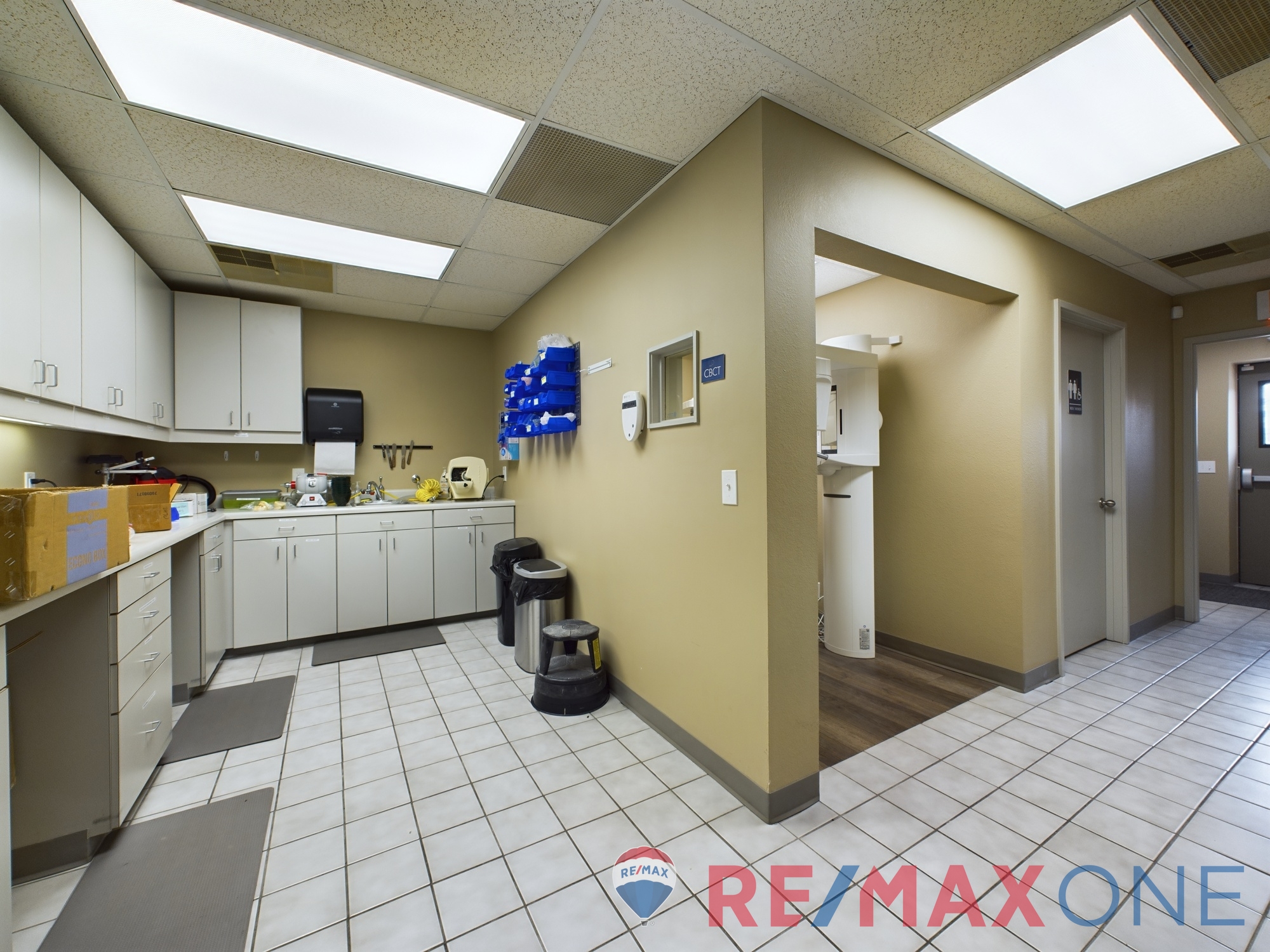 1502 E. Harding Ave, 1502 East Harding Avenue, Garden City, KS 67846