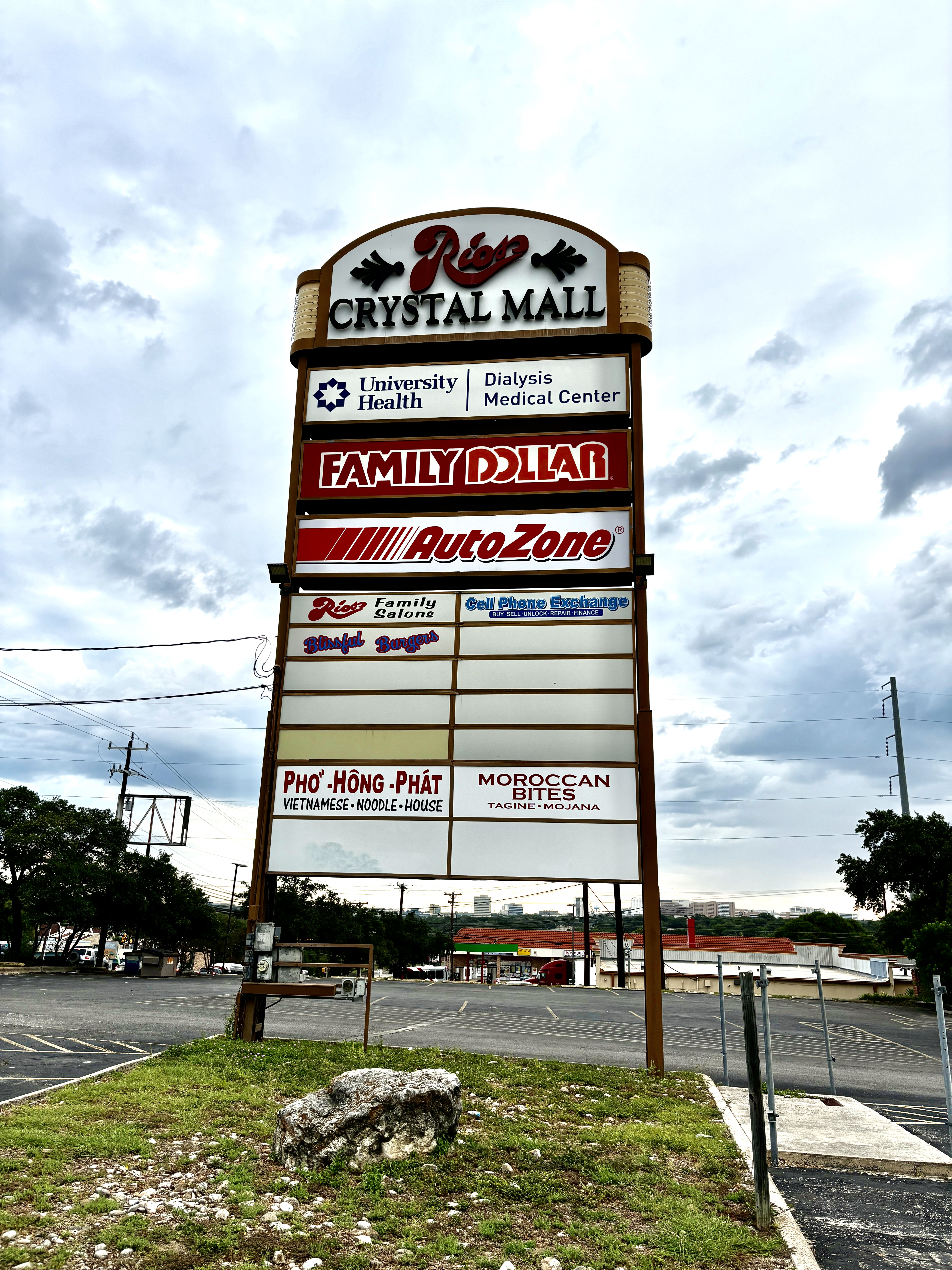 Rios Crystal Shopping