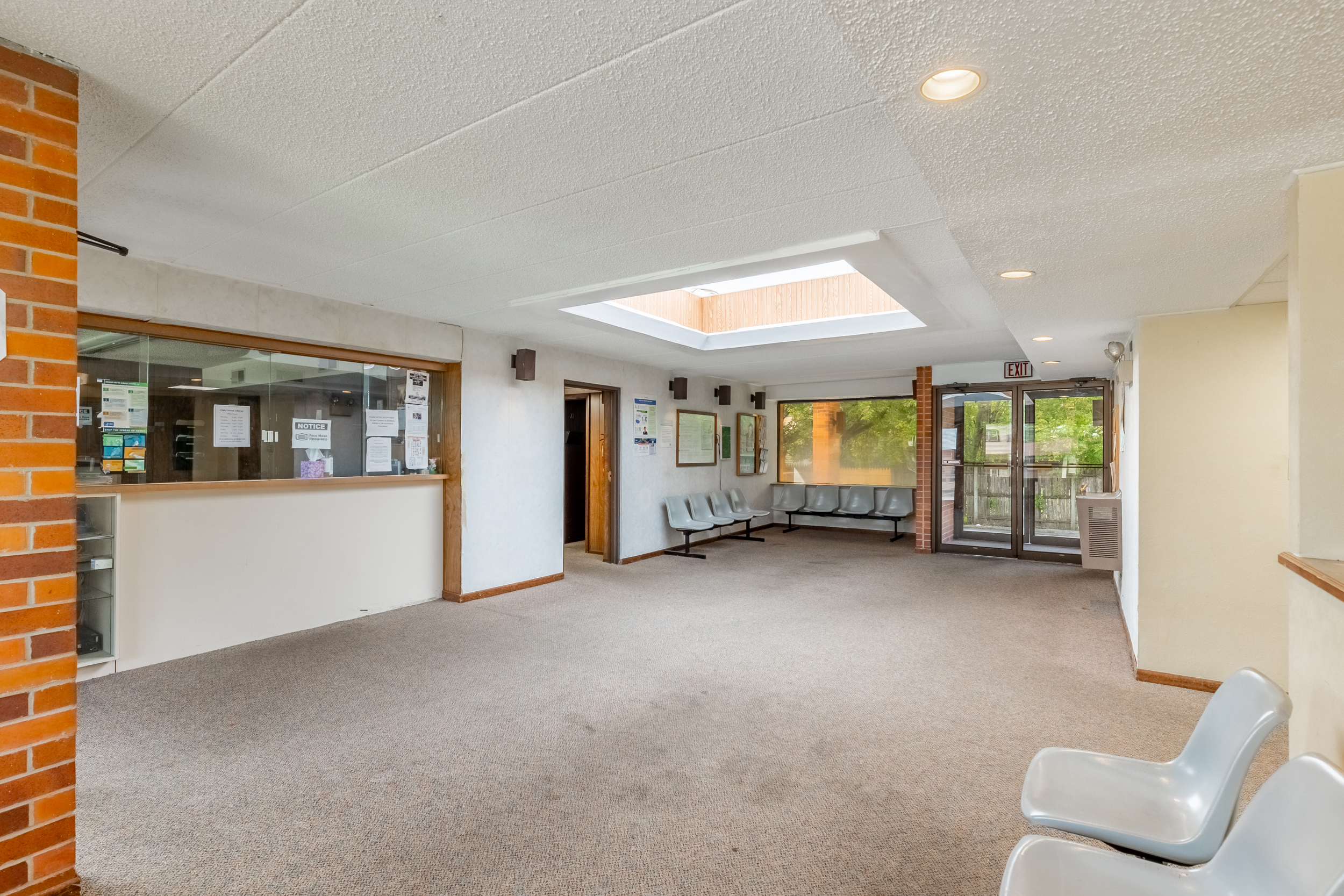 5601 N. Victoria, 5601 Victoria Drive, Oak Forest, IL 60452