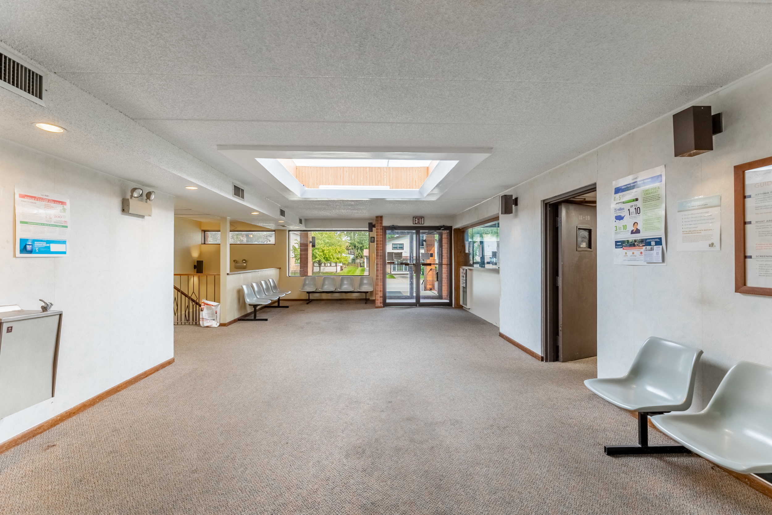 5601 N. Victoria, 5601 Victoria Drive, Oak Forest, IL 60452