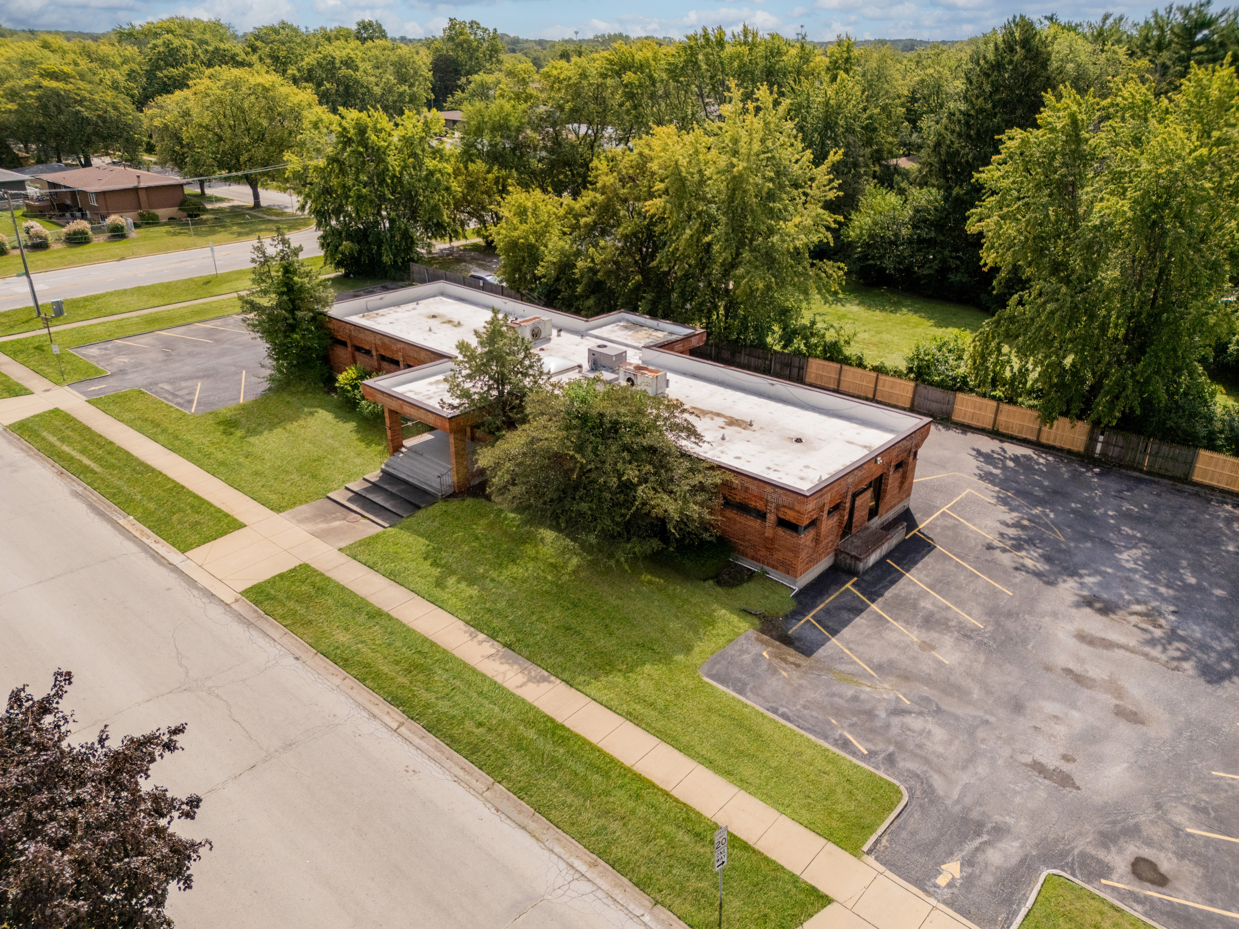 5601 N. Victoria, 5601 Victoria Drive, Oak Forest, IL 60452