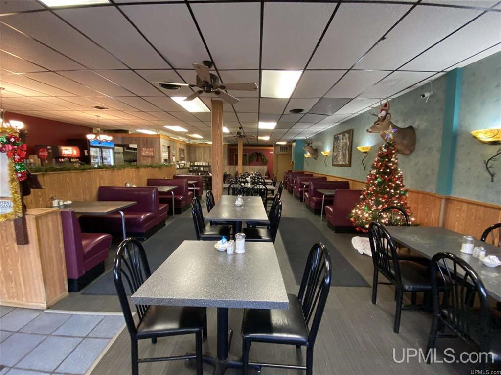 220 S Main Street, 220 South Main Street, Shawano, WI 54166