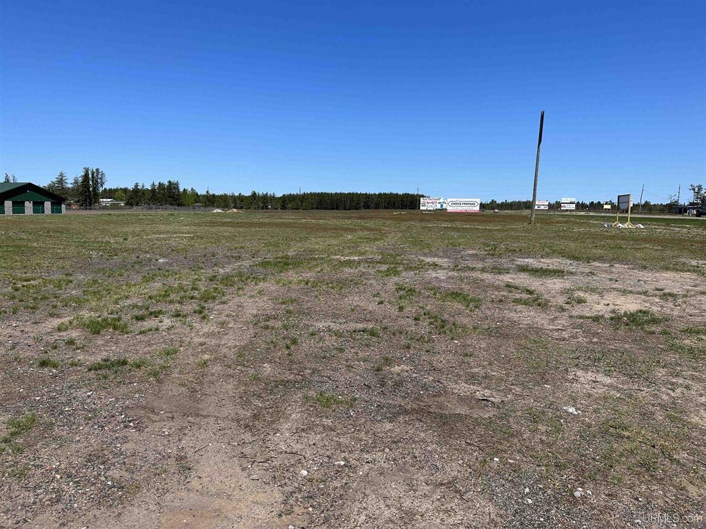 115 N M553, 115 Michigan 553, Gwinn, MI 49841