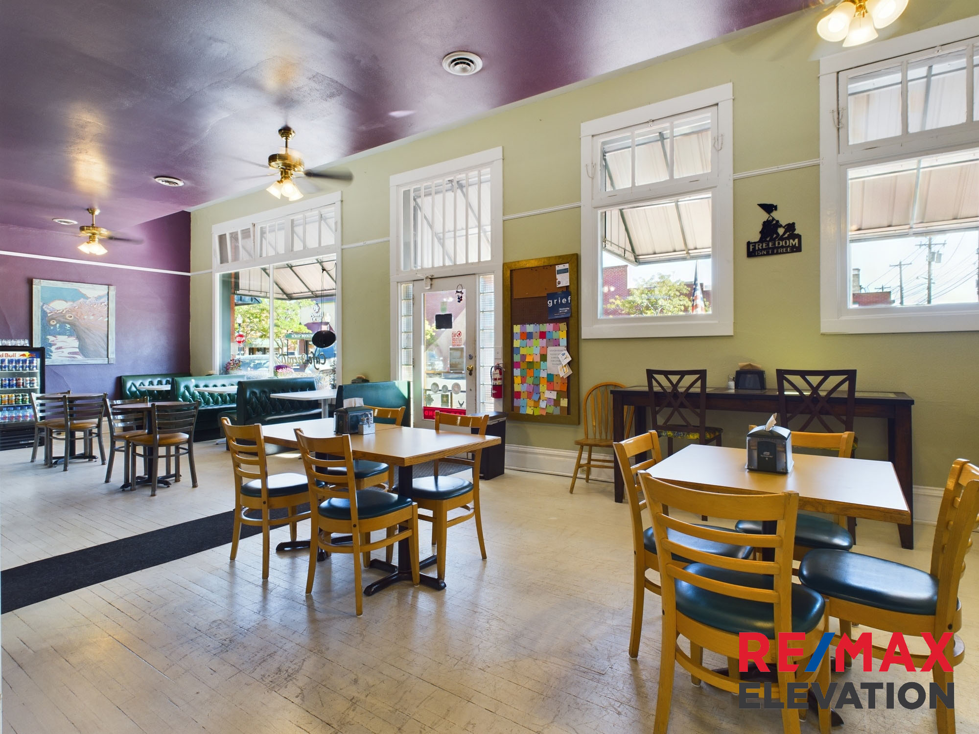 Profitable Cafe Business for Sale, 135 East 2nd Street, Powell, WY 82435