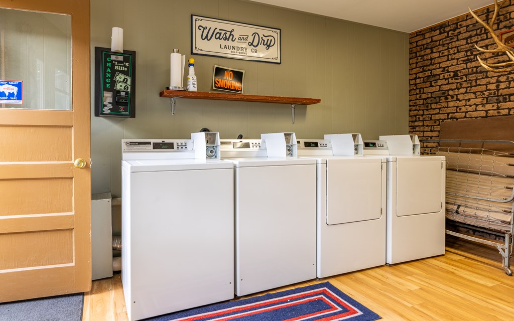 Riverfront Oasis Motel & RV Park – Prime Investment Opportunity in Scenic Meeteetse, Wyoming, 1702 State Street, Meeteetse, WY 82433