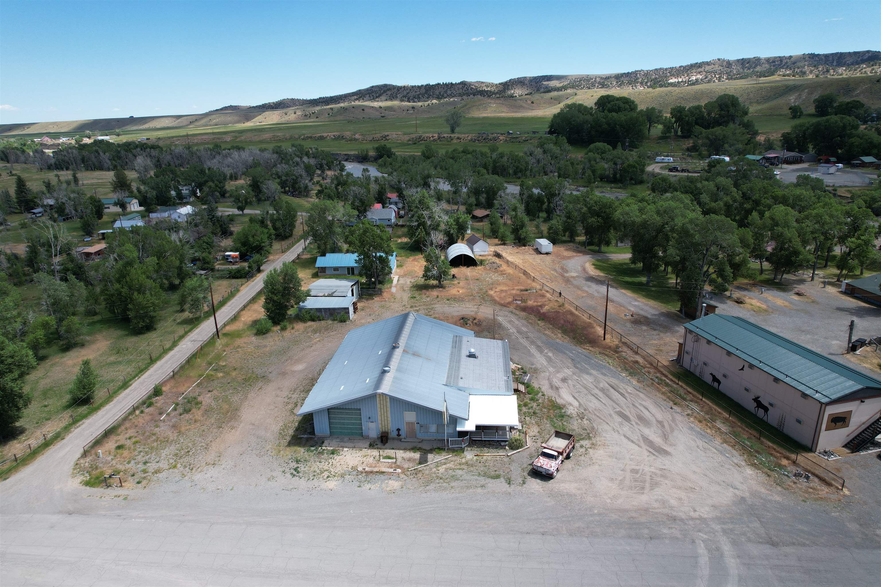 Highway Frontage Commercial Building – Renovation or Redevelopment Opportunity on 1.38 Acres, 1602 State Street, Meeteetse, WY 82433