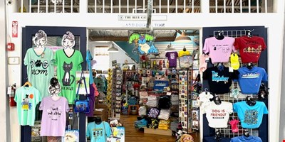 Business Opportunity: Blue Cat & Red Dog