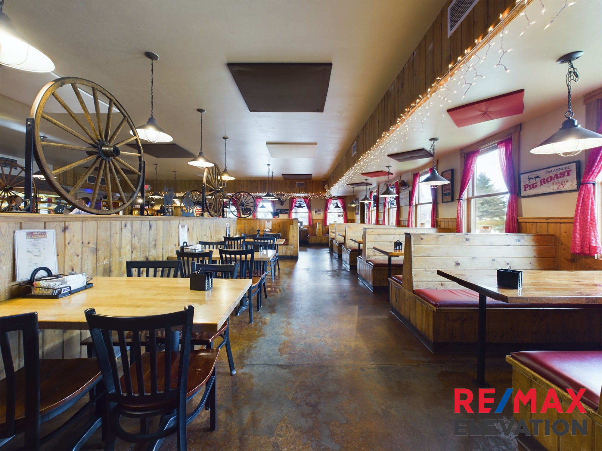 Profitable Turn-Key BBQ Restaurant with Franchise Support in Cody, WY – Prime Location Near Yellowstone, 512 Yellowstone Avenue, Cody, WY 82414