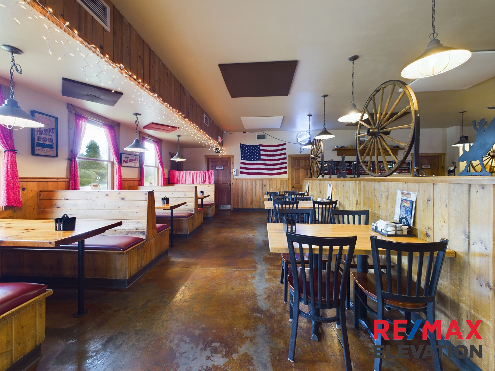 Profitable Turn-Key BBQ Restaurant with Franchise Support in Cody, WY – Prime Location Near Yellowstone, 512 Yellowstone Avenue, Cody, WY 82414