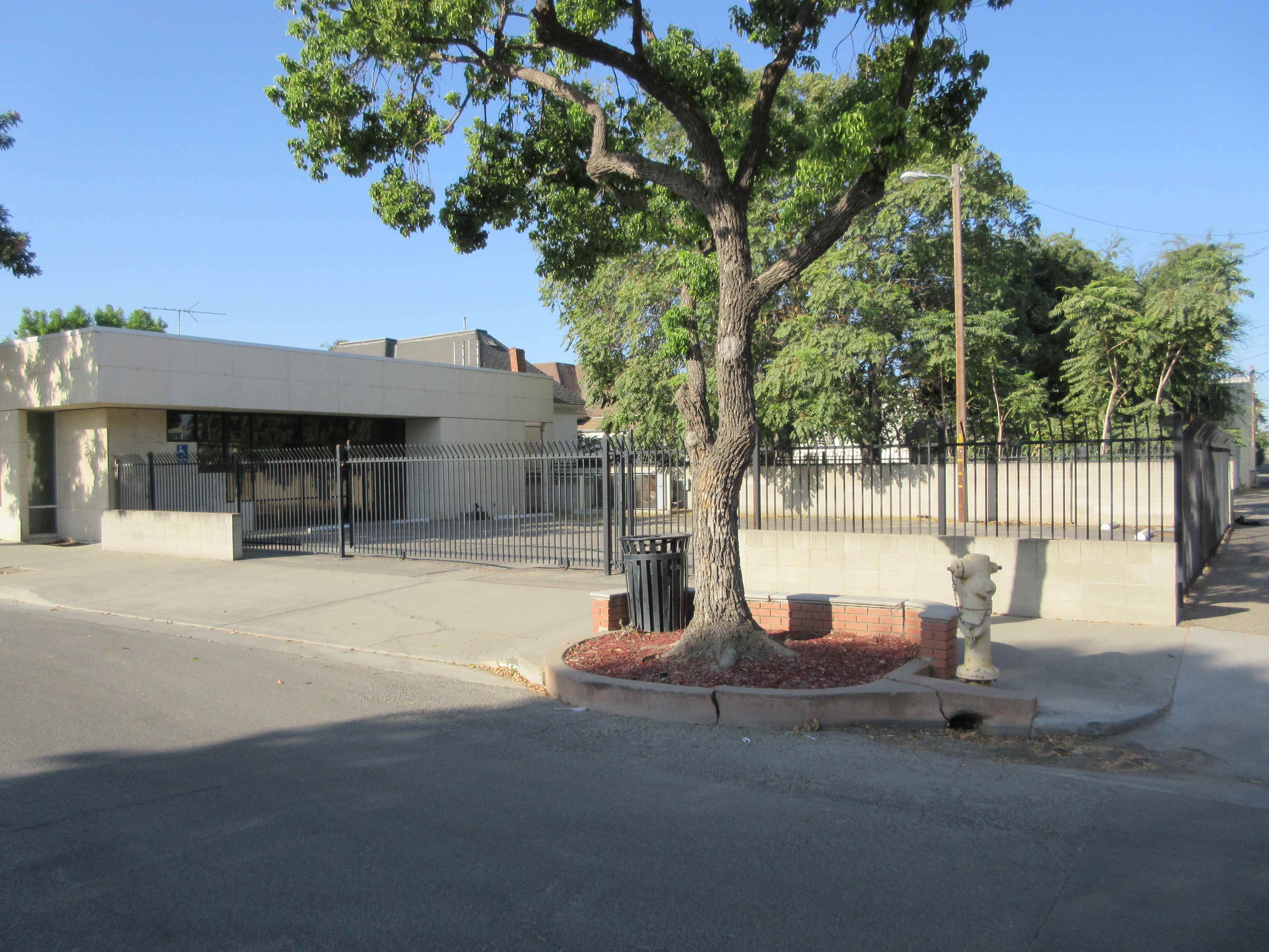Downtown Lemoore High Visibility Space , 208 West D Street, Lemoore, CA 93245