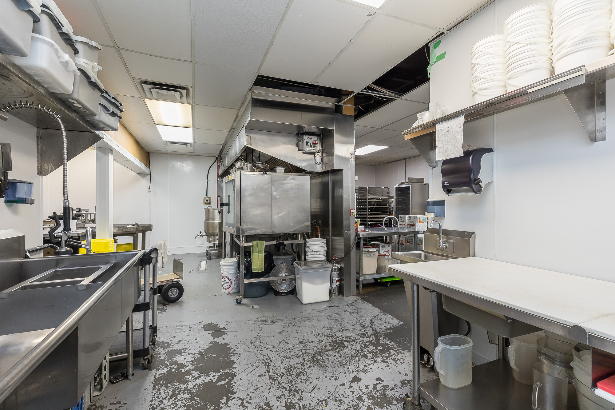 Essendene Restaurant, 33766 Essendene Avenue, Abbotsford, BC V2S 2H2, Canada