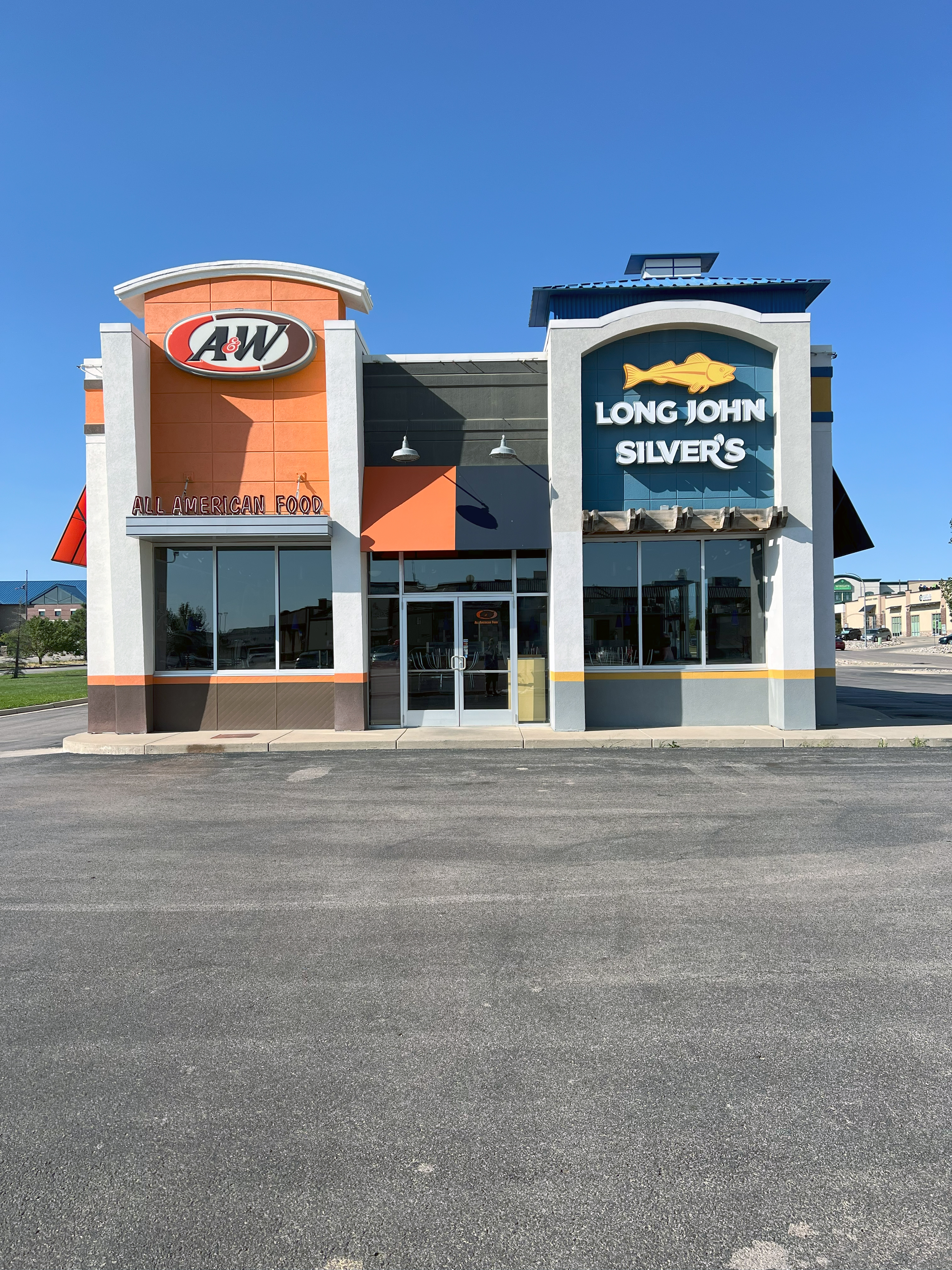 Drive-Thru Restaurant, 1920 Cliff Davis Drive, Gillette, WY 82718