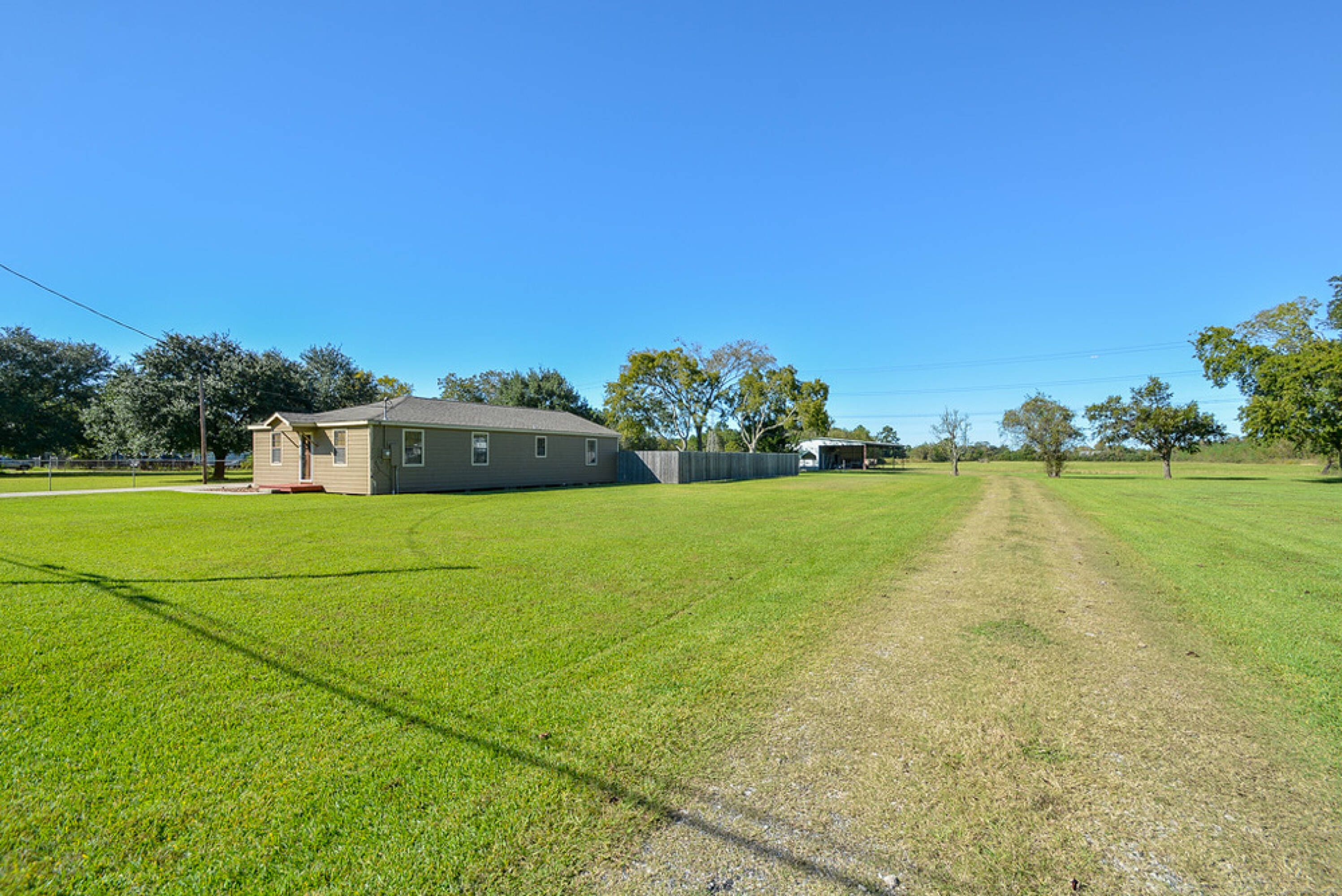 405 Krenek Rd - 9+ AC Unrestricted Land with Office, Northeast Outlier Submarket, 405 Krenek Road, Crosby, TX 77532