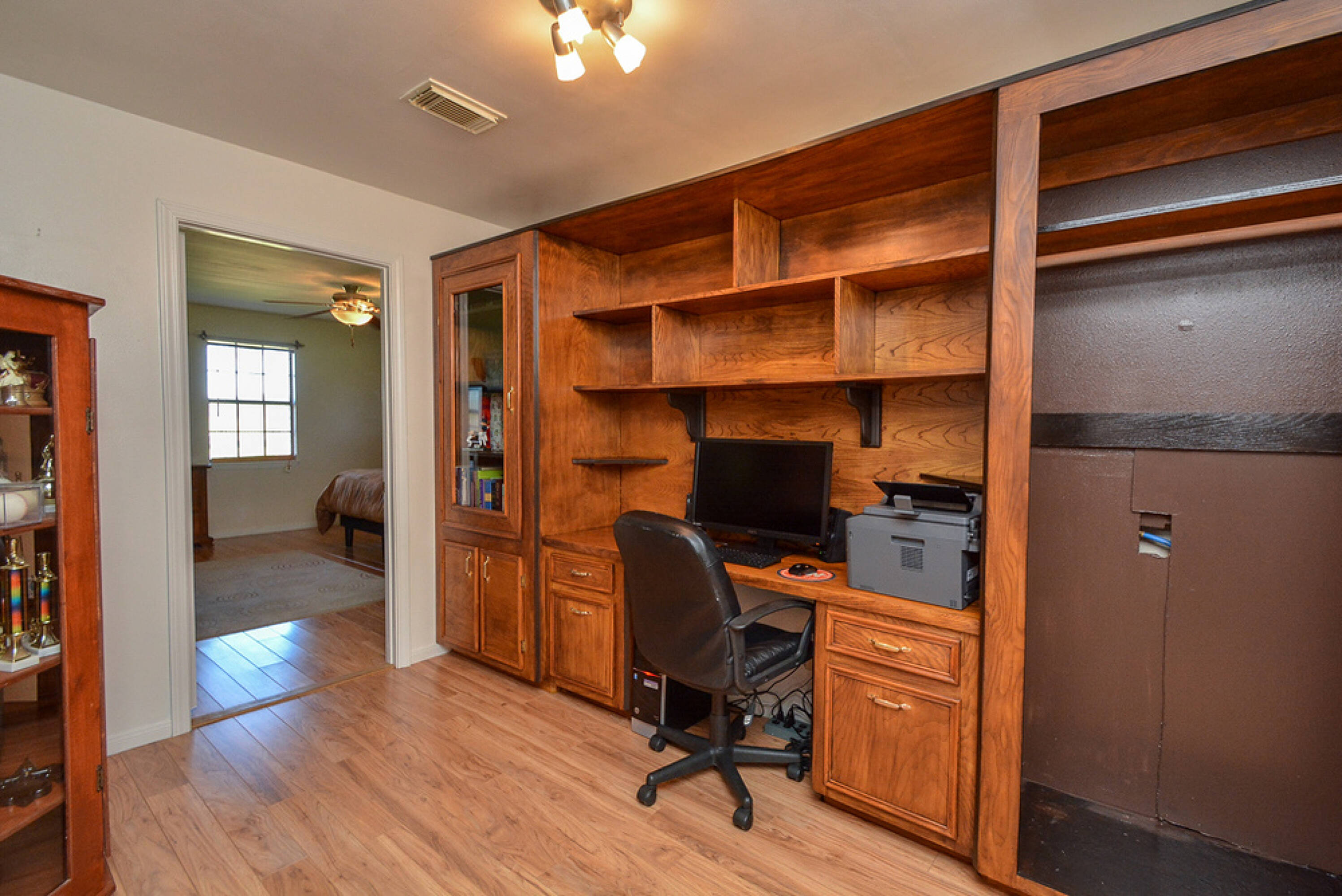 405 Krenek Rd - 9+ AC Unrestricted Land with Office, Northeast Outlier Submarket, 405 Krenek Road, Crosby, TX 77532