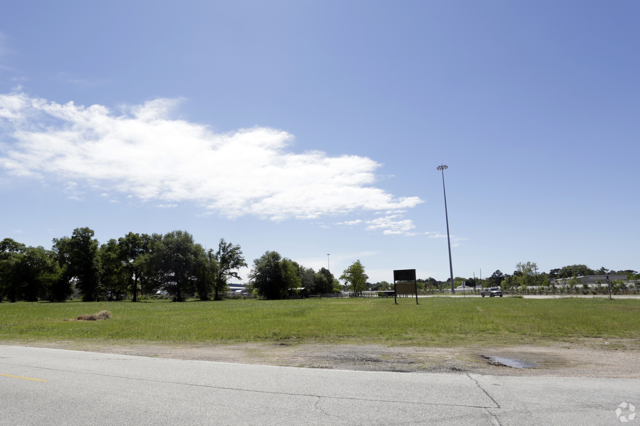 Retail Development land w/ Offsite Detention for Sale – 2.54 AC, 14245 Medical Complex Drive, Tomball, TX 77377