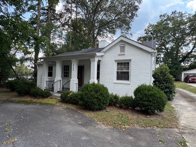 Office Building For Lease 
