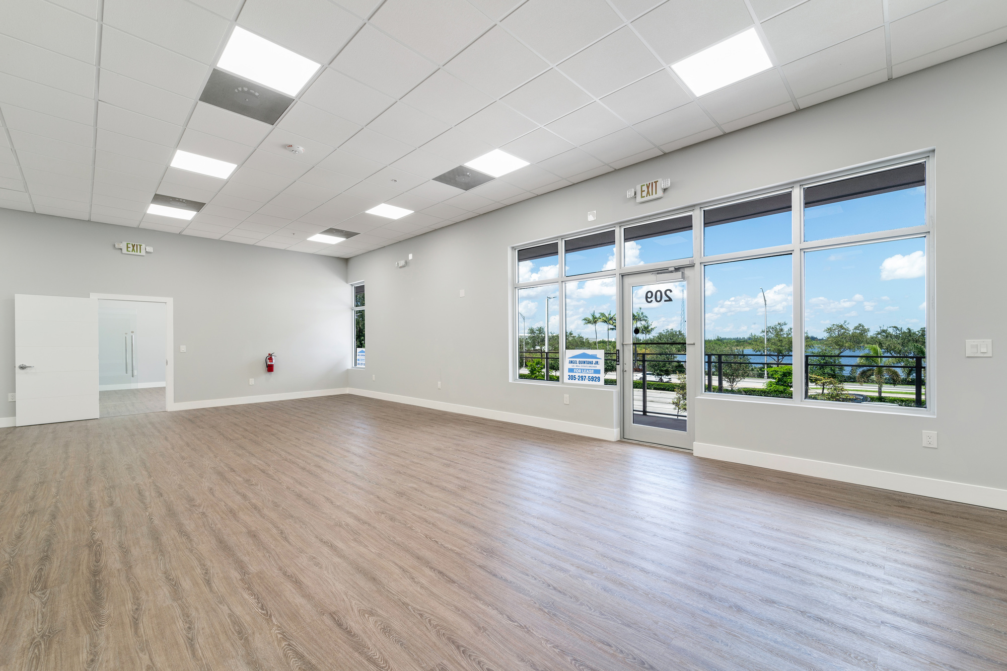 for Sale @ Flightway at Panam Business Center., 12750 Northwest 17th Street, Miami, FL 33182
