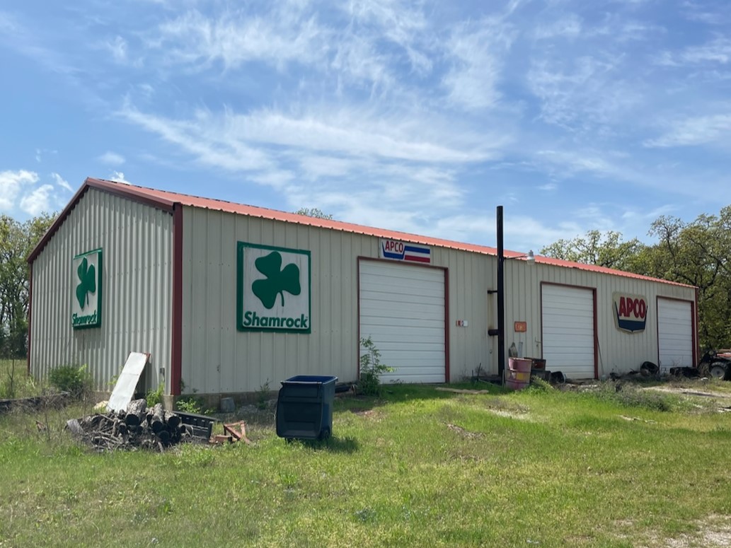 Wilson, OK Midway rd shop