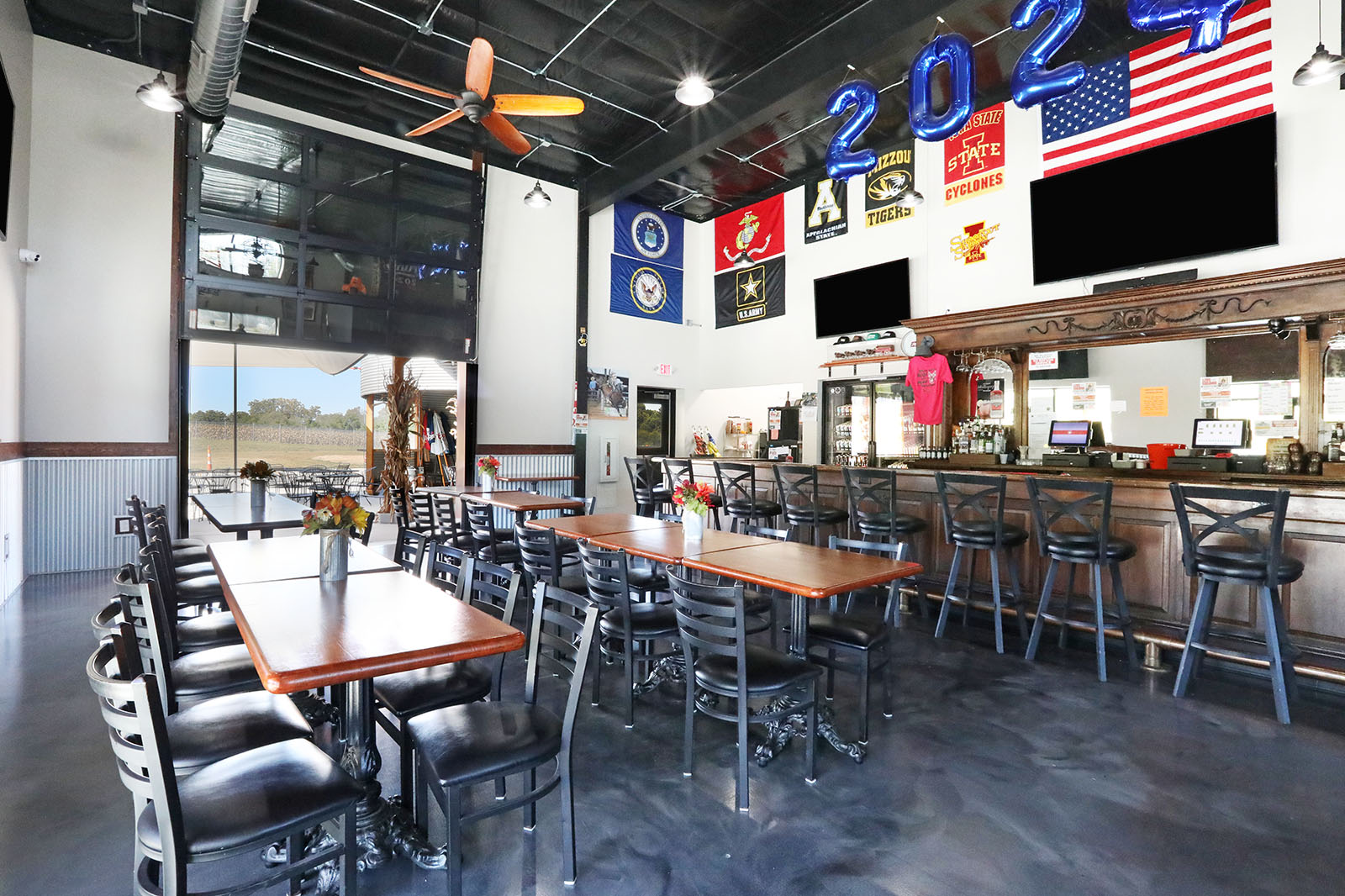 Sports Bar with Storage Facility and Car Wash, 3571 310th Street, Dexter, IA 50070