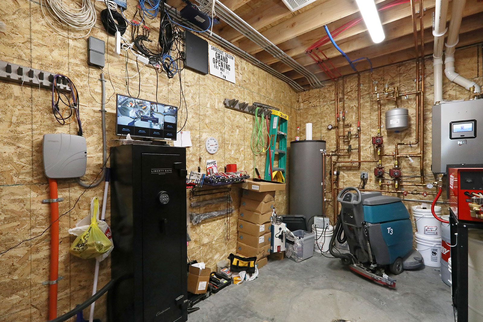 Sports Bar with Storage Facility and Car Wash, 3571 310th Street, Dexter, IA 50070