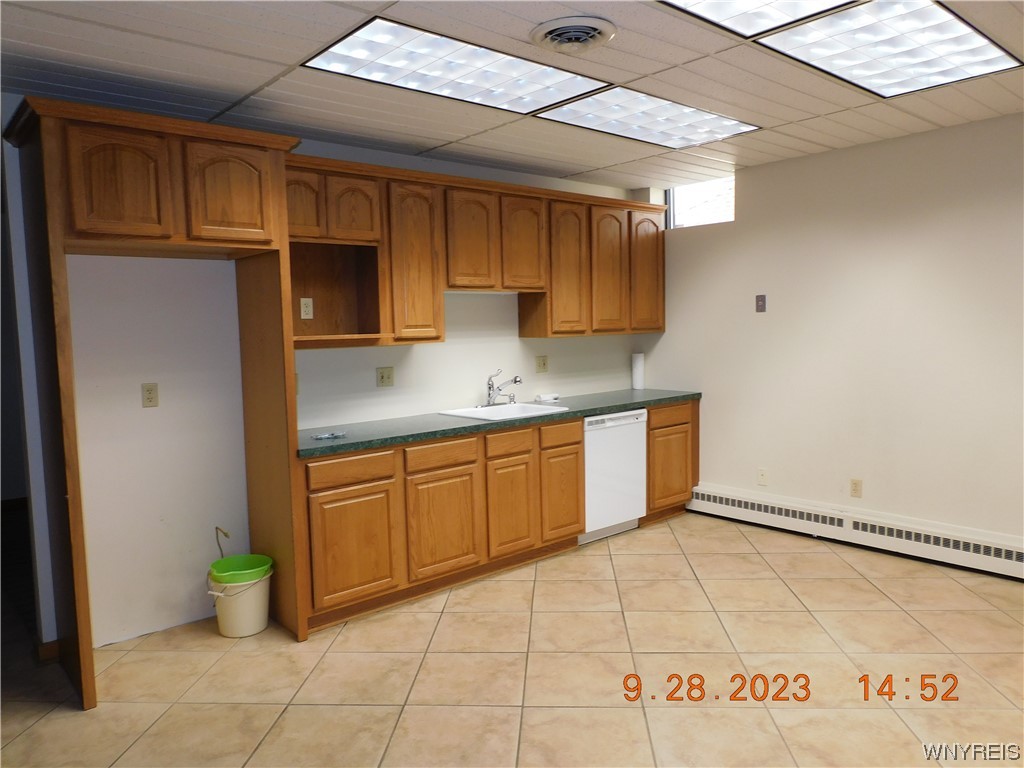 47 Buffalo St - Upper, Hamburg, NY, 14075