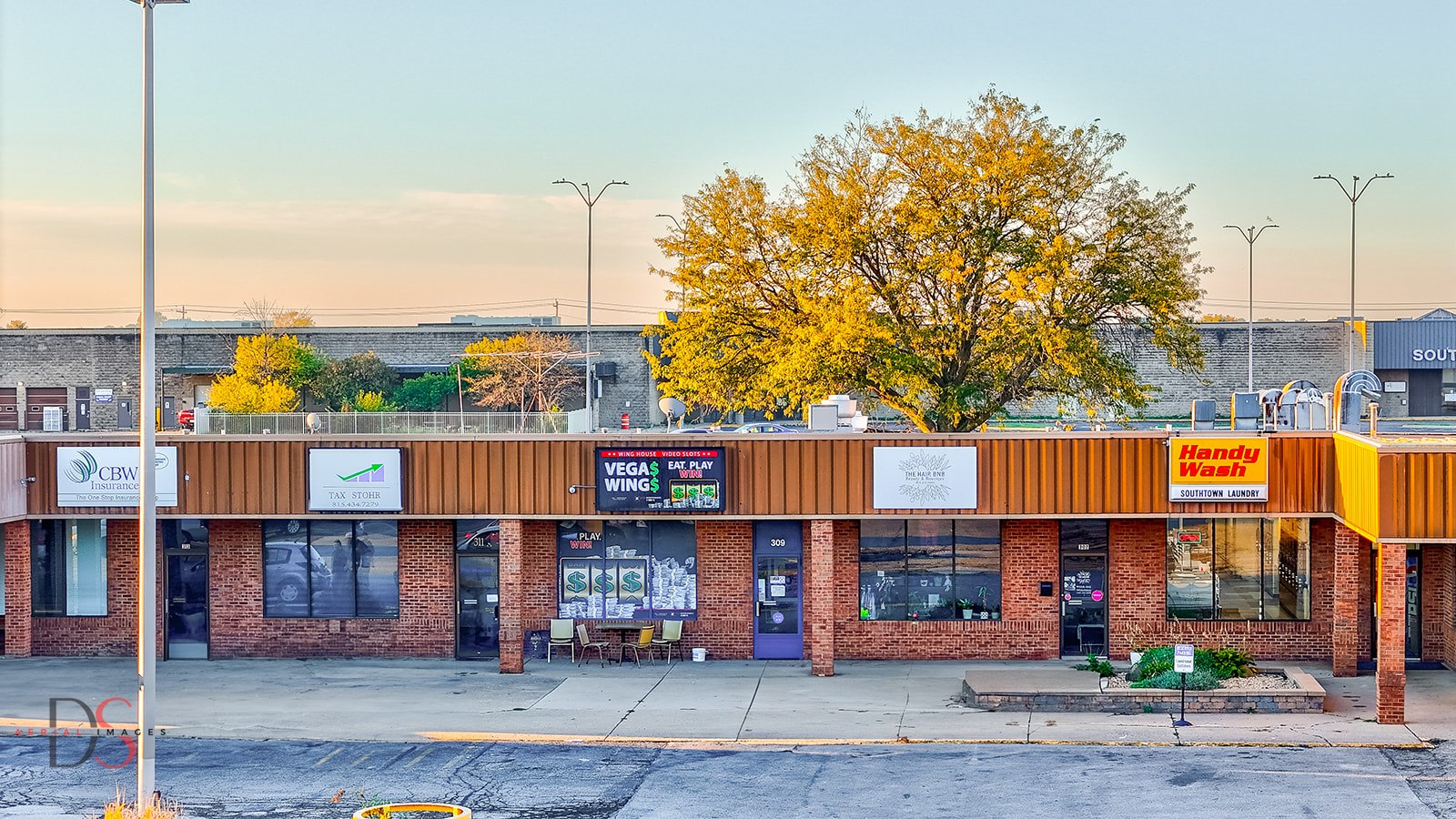 315 E McKinley Rd, 315 East McKinley Road, Ottawa, IL 61350