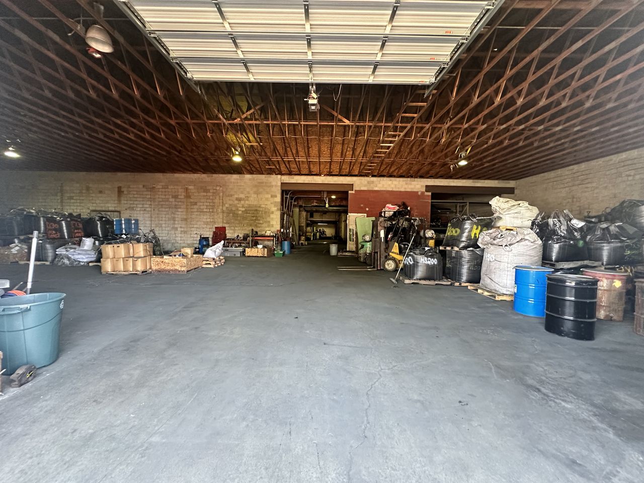 Industrial Warehouse Ithaca, MI, 212 South Pine River Street, Ithaca, MI 48847
