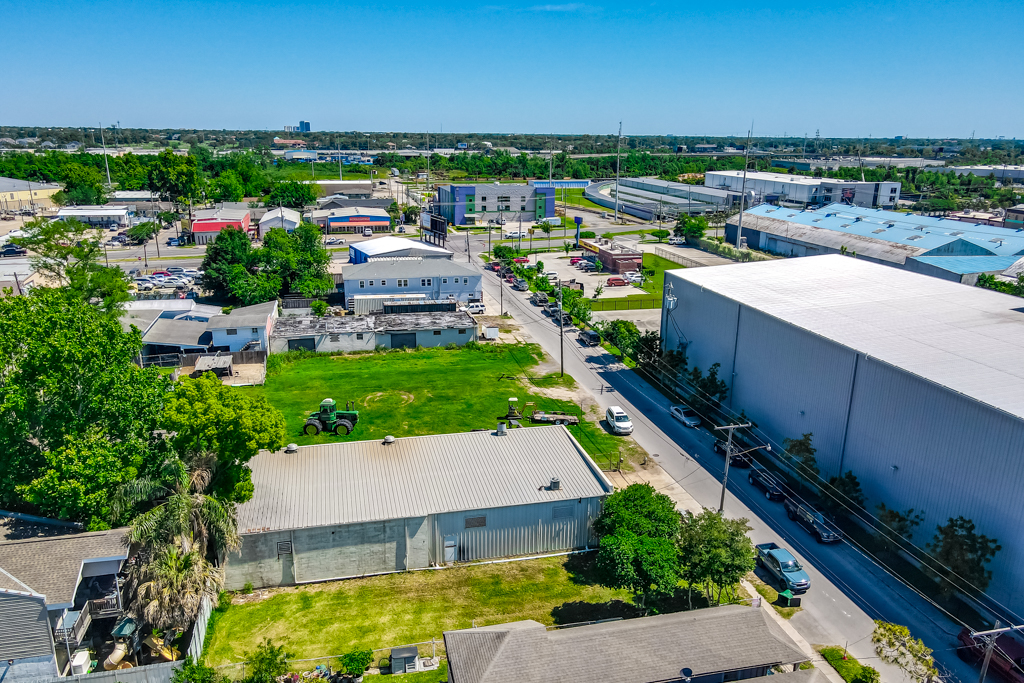Best Warehouse Location in NOLA!, 438 Iris Avenue, Jefferson, LA 70121
