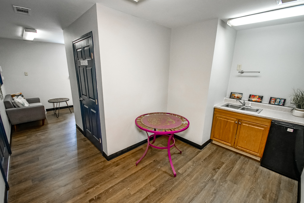 Best Warehouse Location in NOLA!, 438 Iris Avenue, Jefferson, LA 70121
