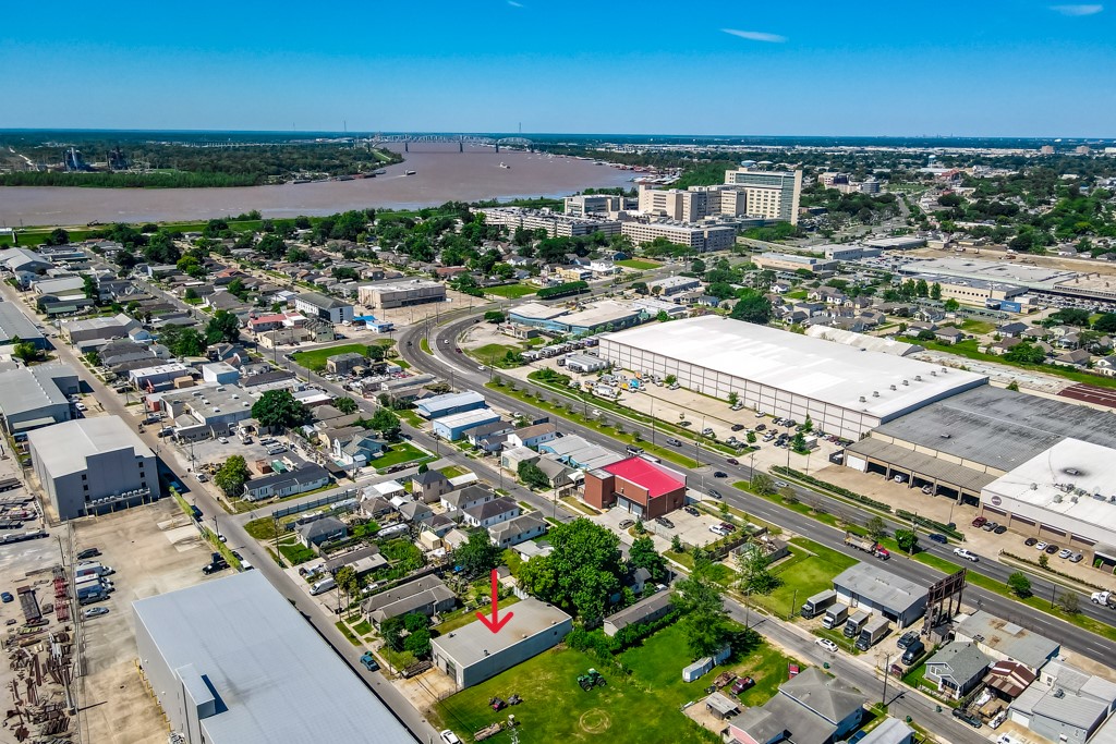Best Warehouse Location in NOLA!, 438 Iris Avenue, Jefferson, LA 70121