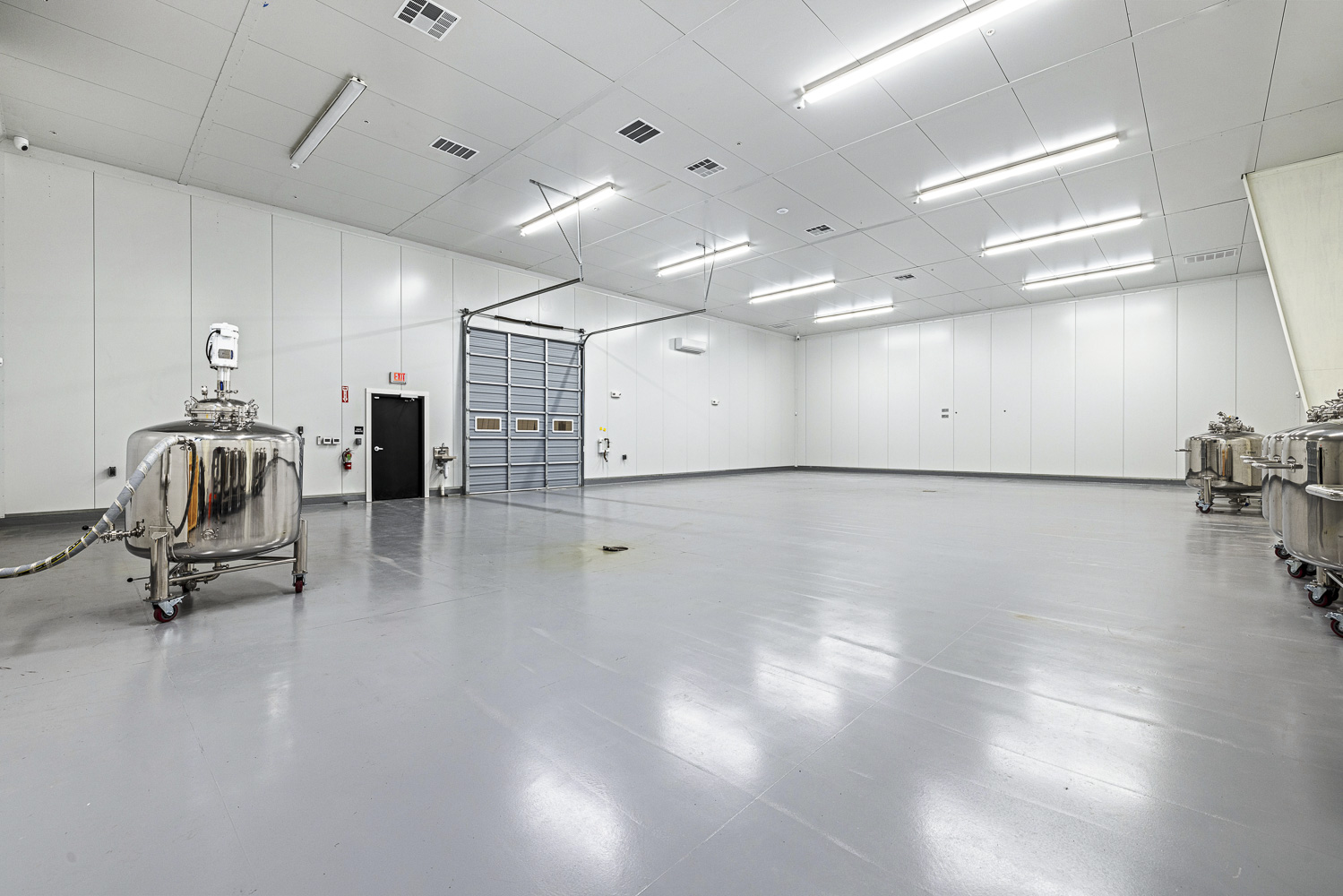 Custom-Built Industrial Production Building, 1450 Enterprise Drive, Lemoore, CA 93245
