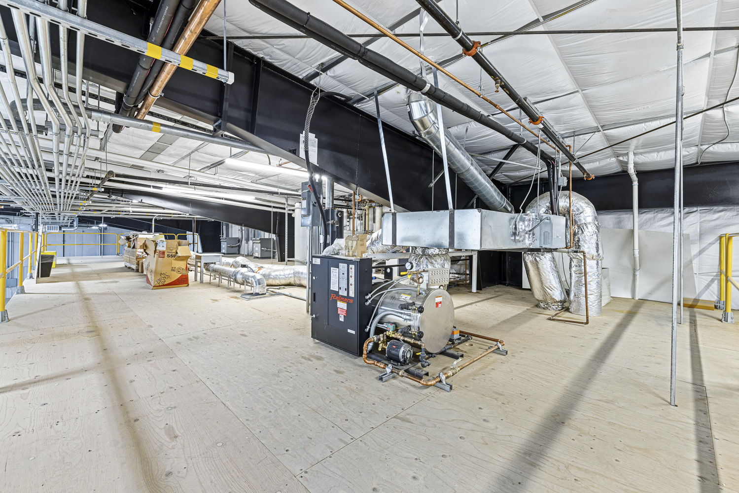 Custom-Built Industrial Production Building, 1450 Enterprise Drive, Lemoore, CA 93245