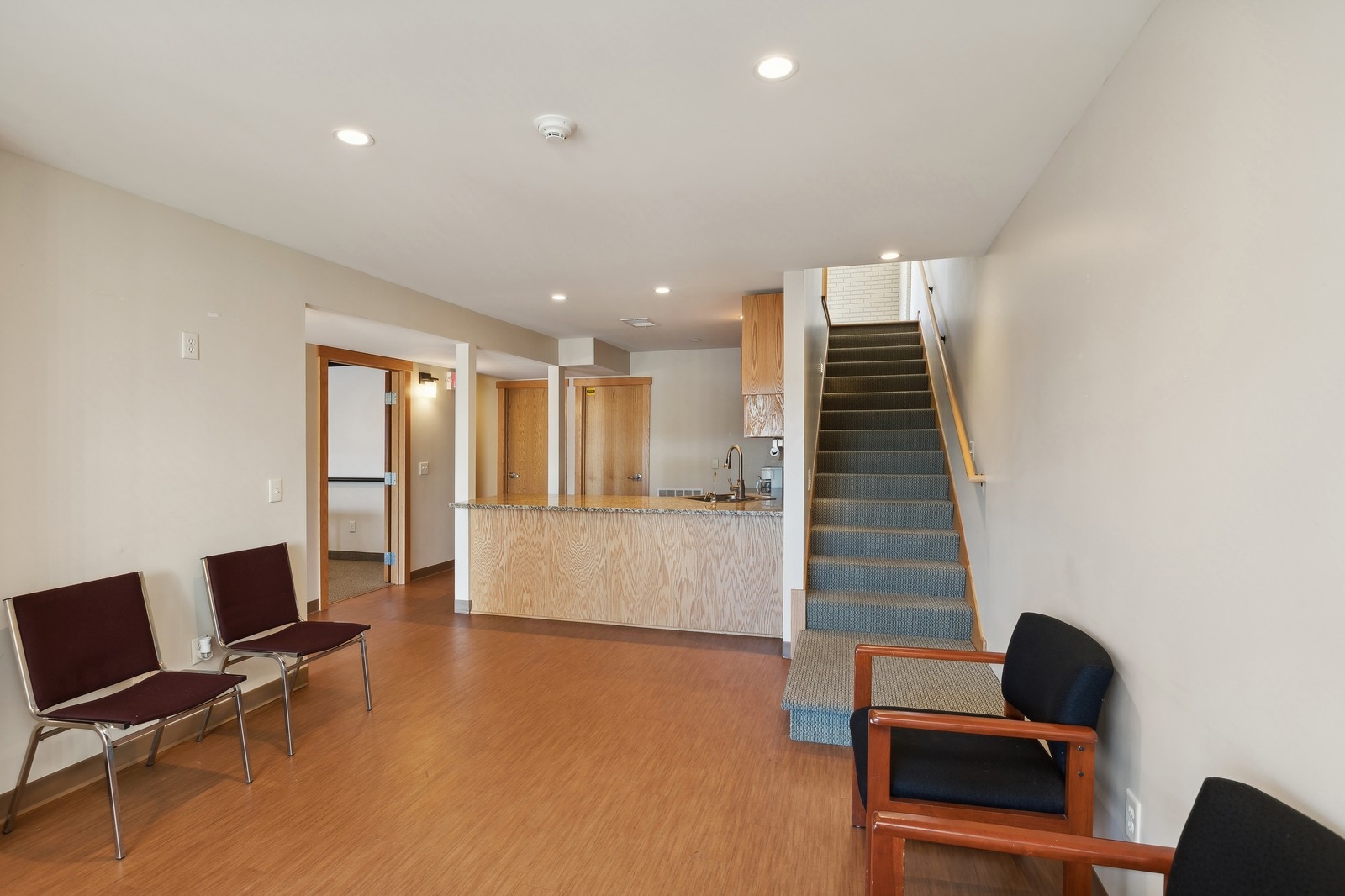 Robbinsdale Office, 3822 W Broadway, Minneapolis, MN 55422