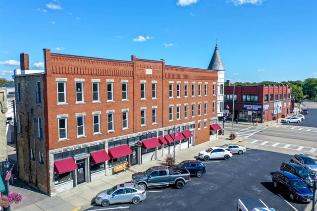 Value Add Mixed Use Buildings, 1035 1st Center Avenue, Brodhead, WI 53520