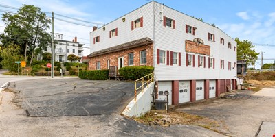 High Traffic Four Garage Bays in Portsmouth, NH