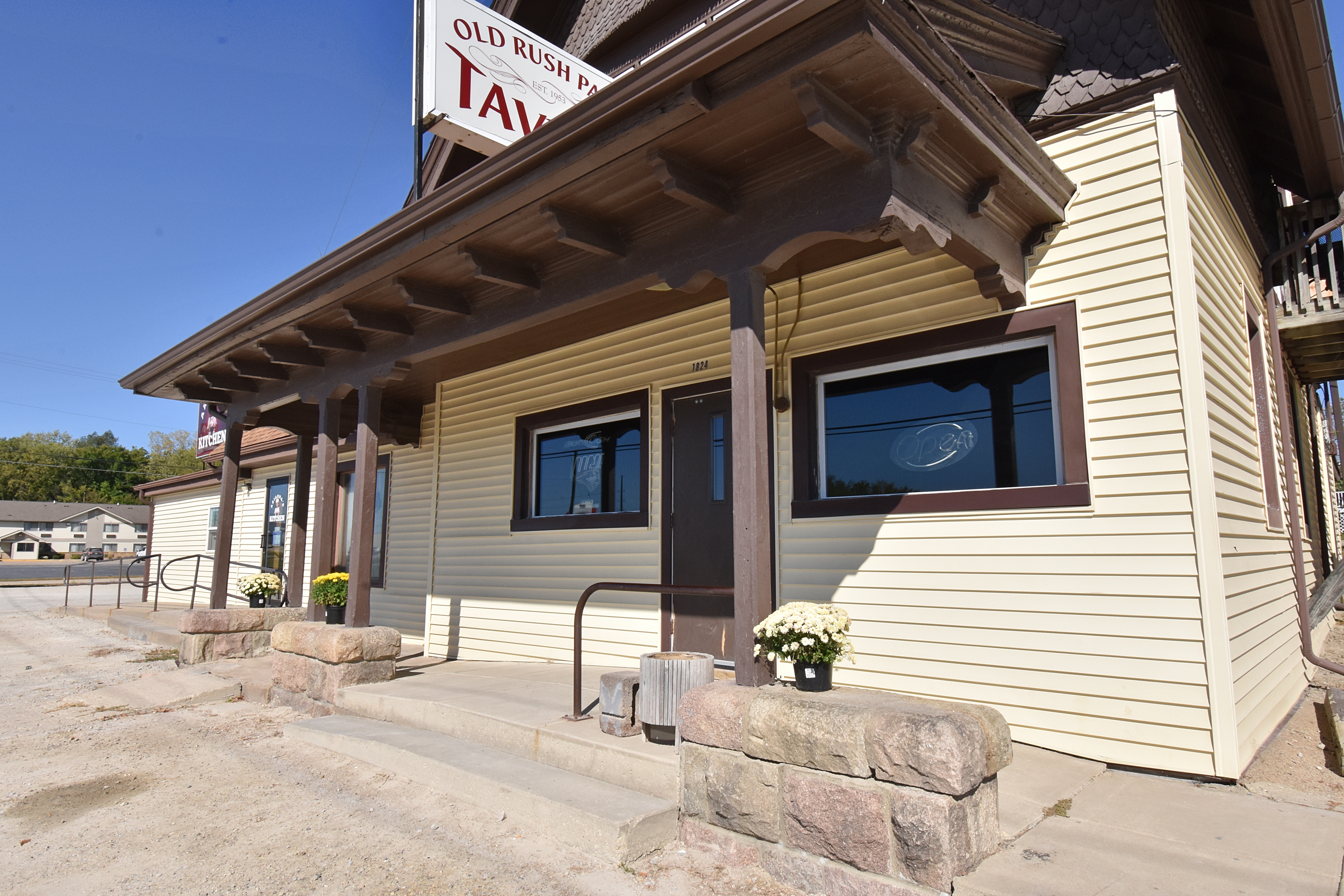 1826 1st Street West, Independence, IA 50644