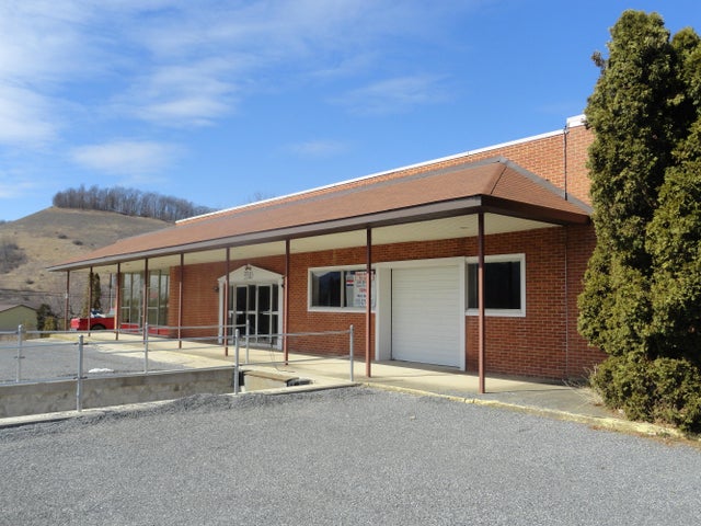 3510 W 4th Street, 3510 West 4th Street, Williamsport, PA 17701