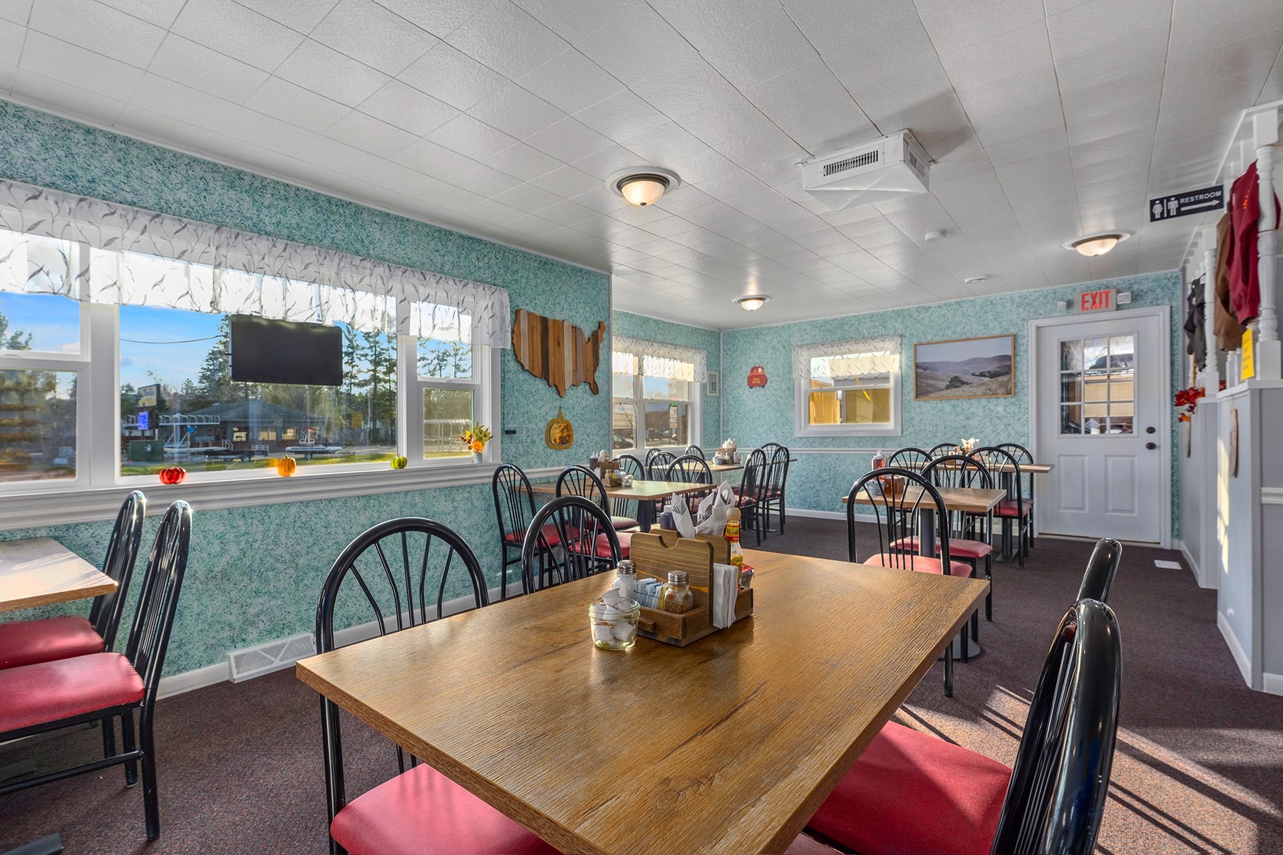 Daybreak Diner, 1672 Superior Street, Three Lakes, WI 54562