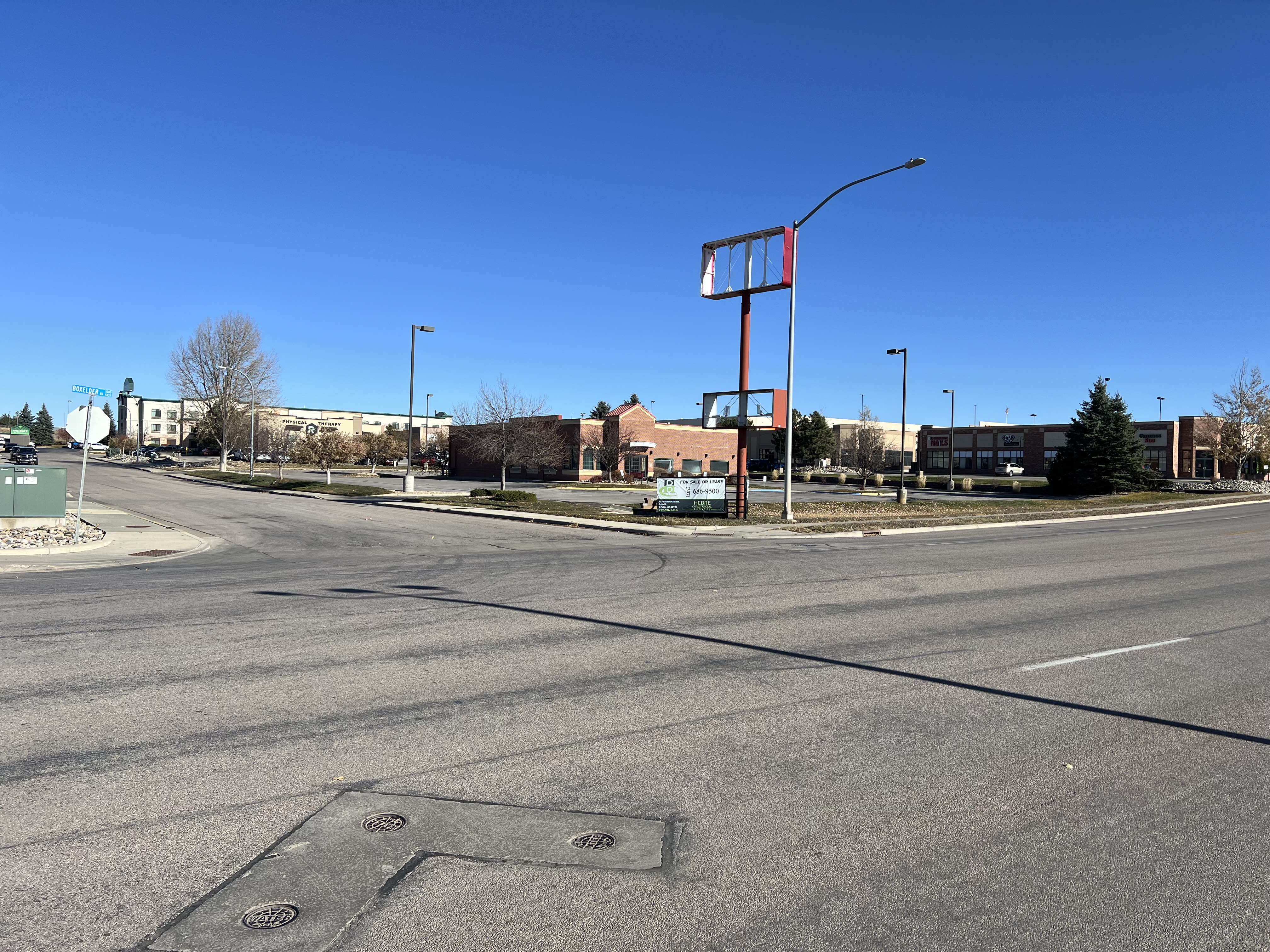 1927 Cliff Davis Drive (former Applebees), 1927 Cliff Davis Drive, Gillette, WY 82718