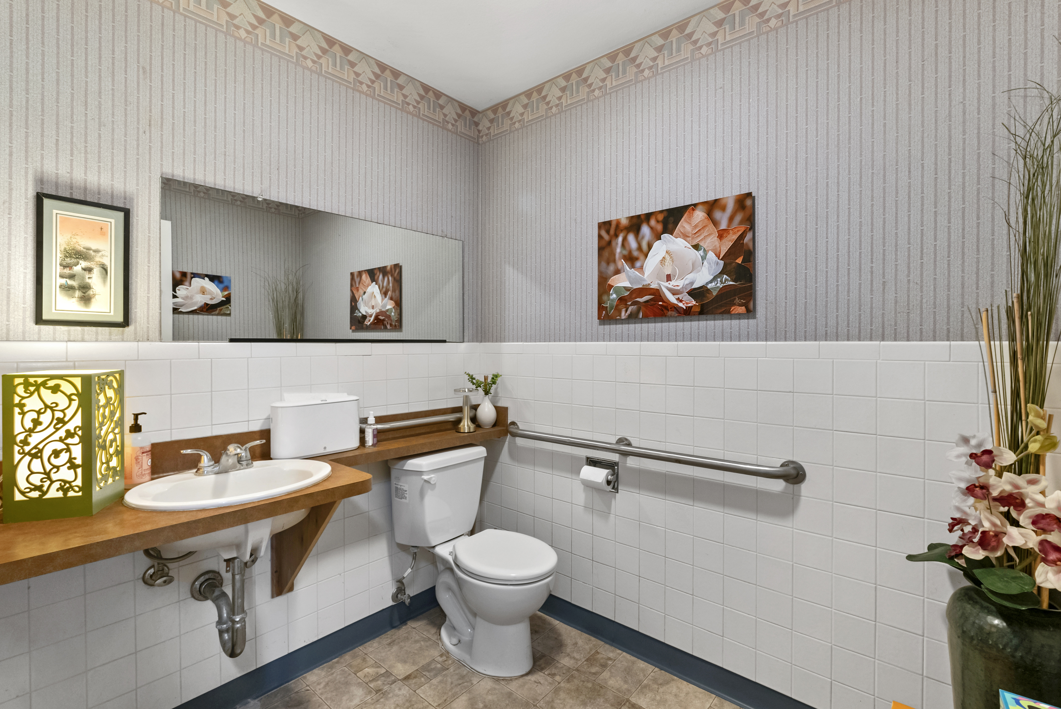 Ventura Property, 970 South Petit Avenue, Ventura, CA 93004