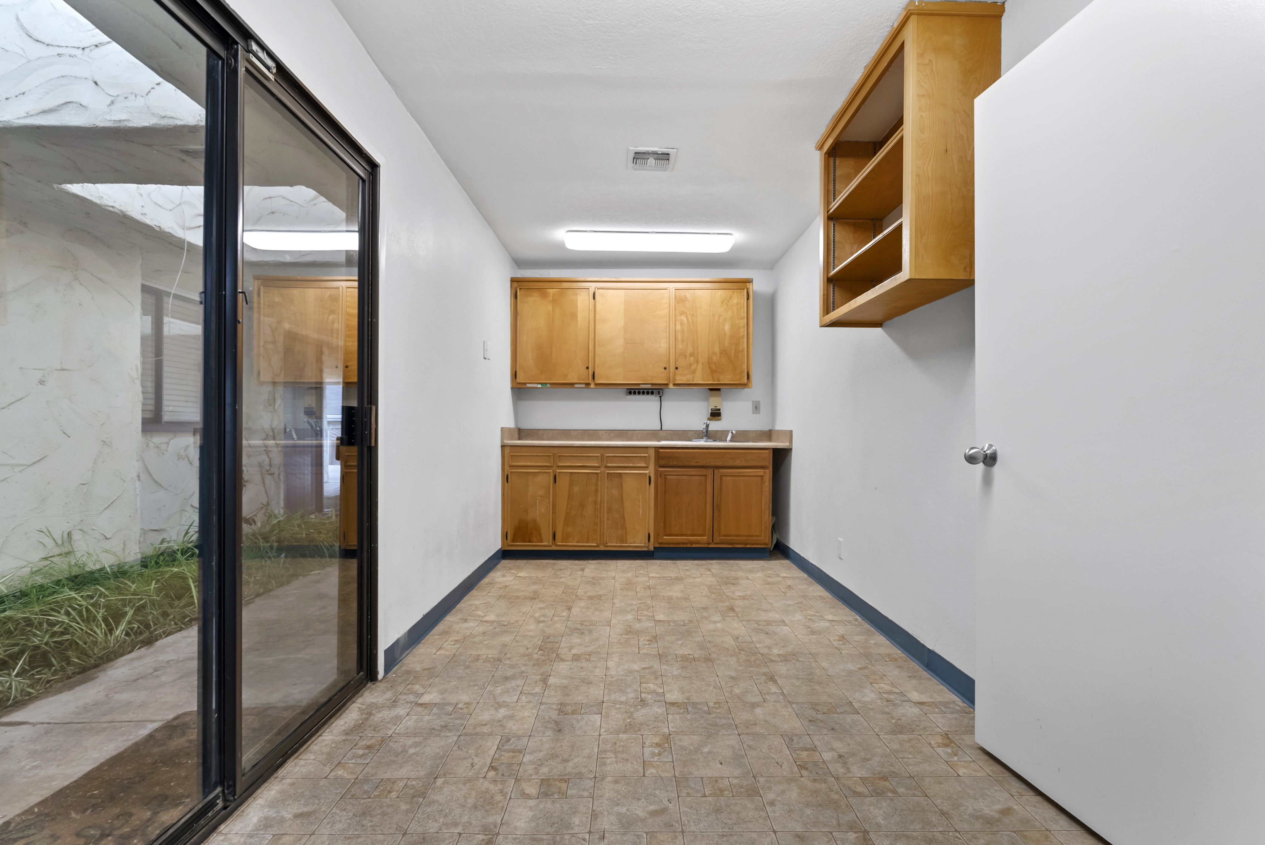 Ventura Property, 970 South Petit Avenue, Ventura, CA 93004