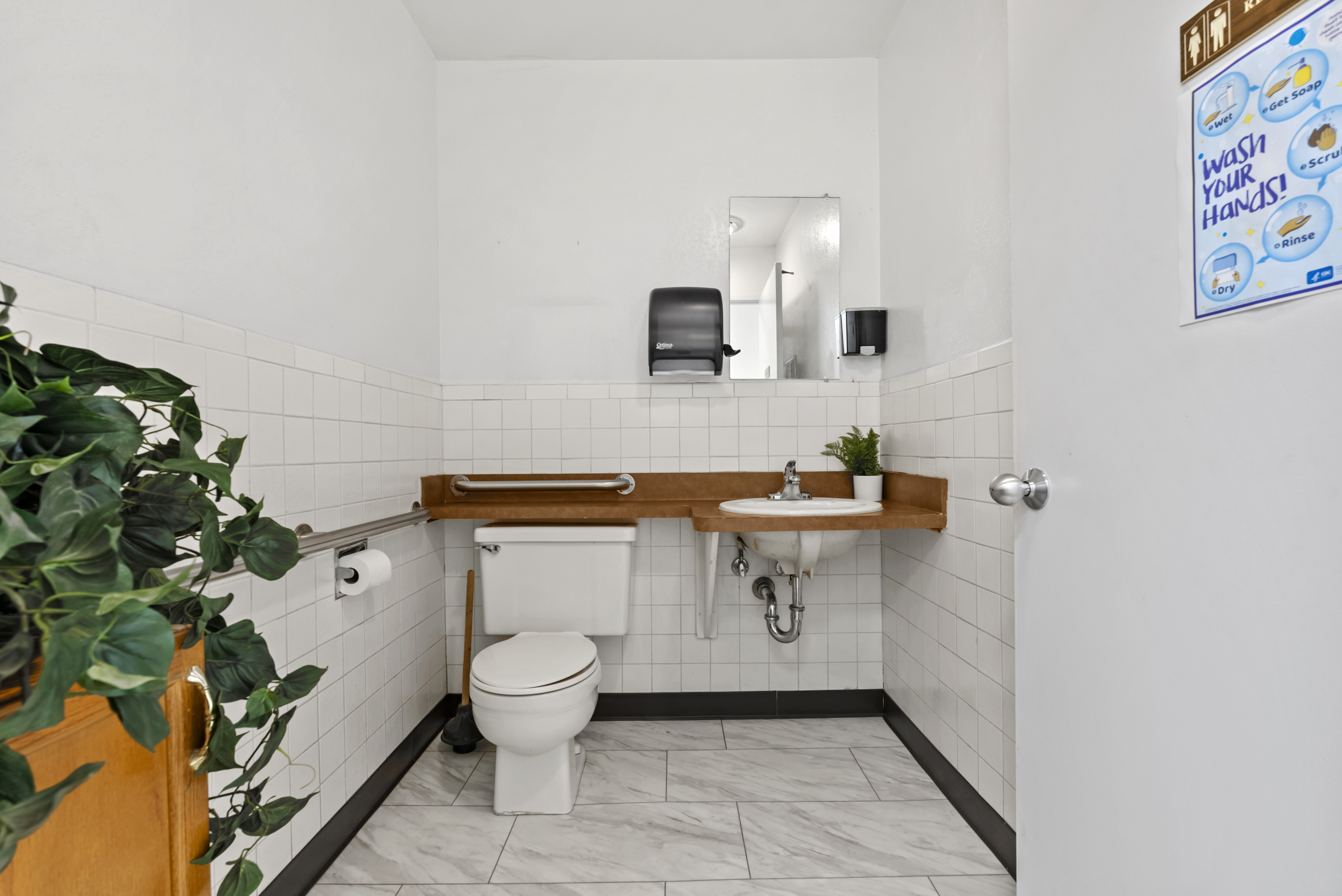 Ventura Property, 970 South Petit Avenue, Ventura, CA 93004