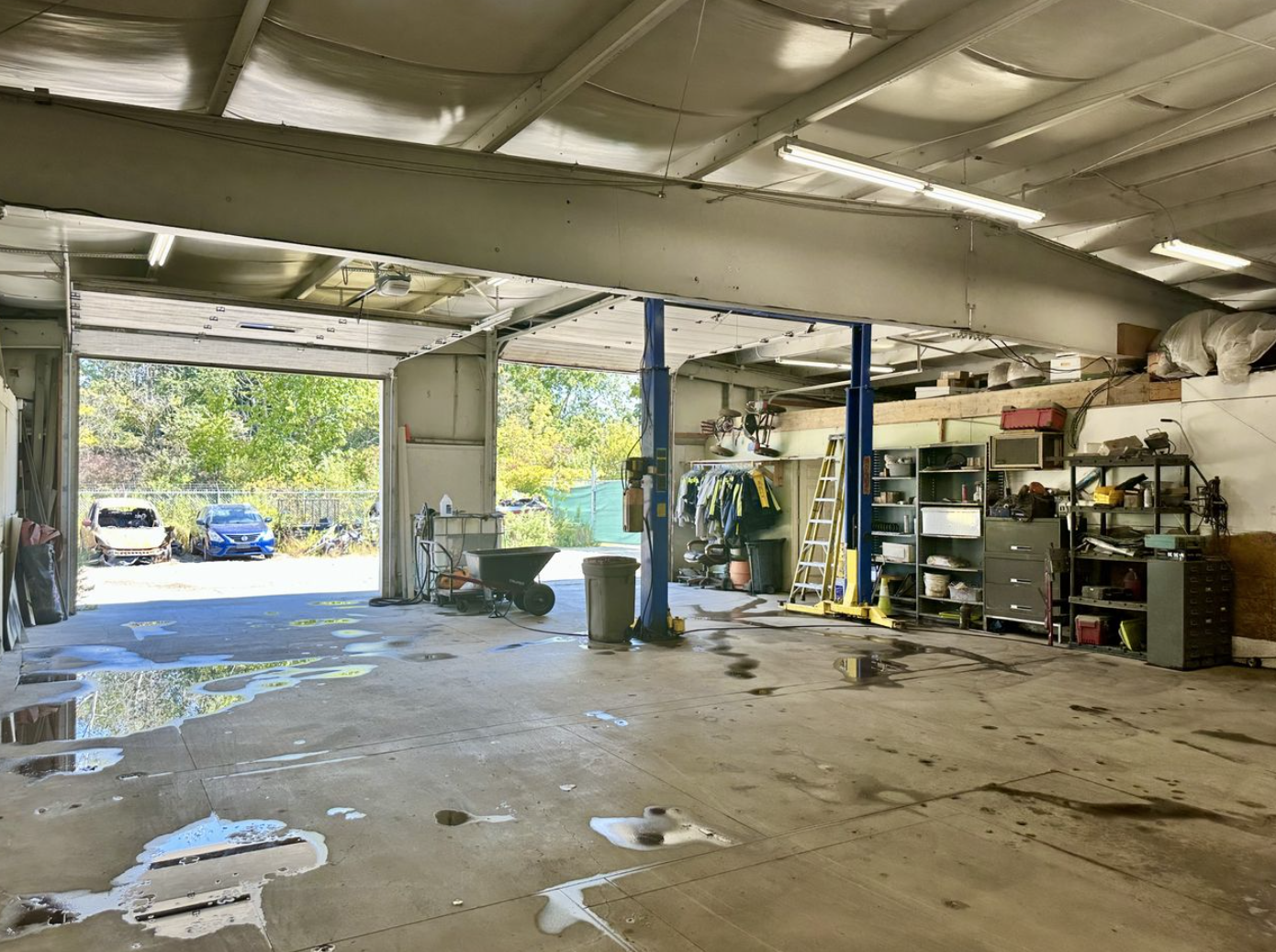 Industrial Zoned Warehouse in City of Lansing For Sale, 1425 Rensen Street, Lansing, MI 48910